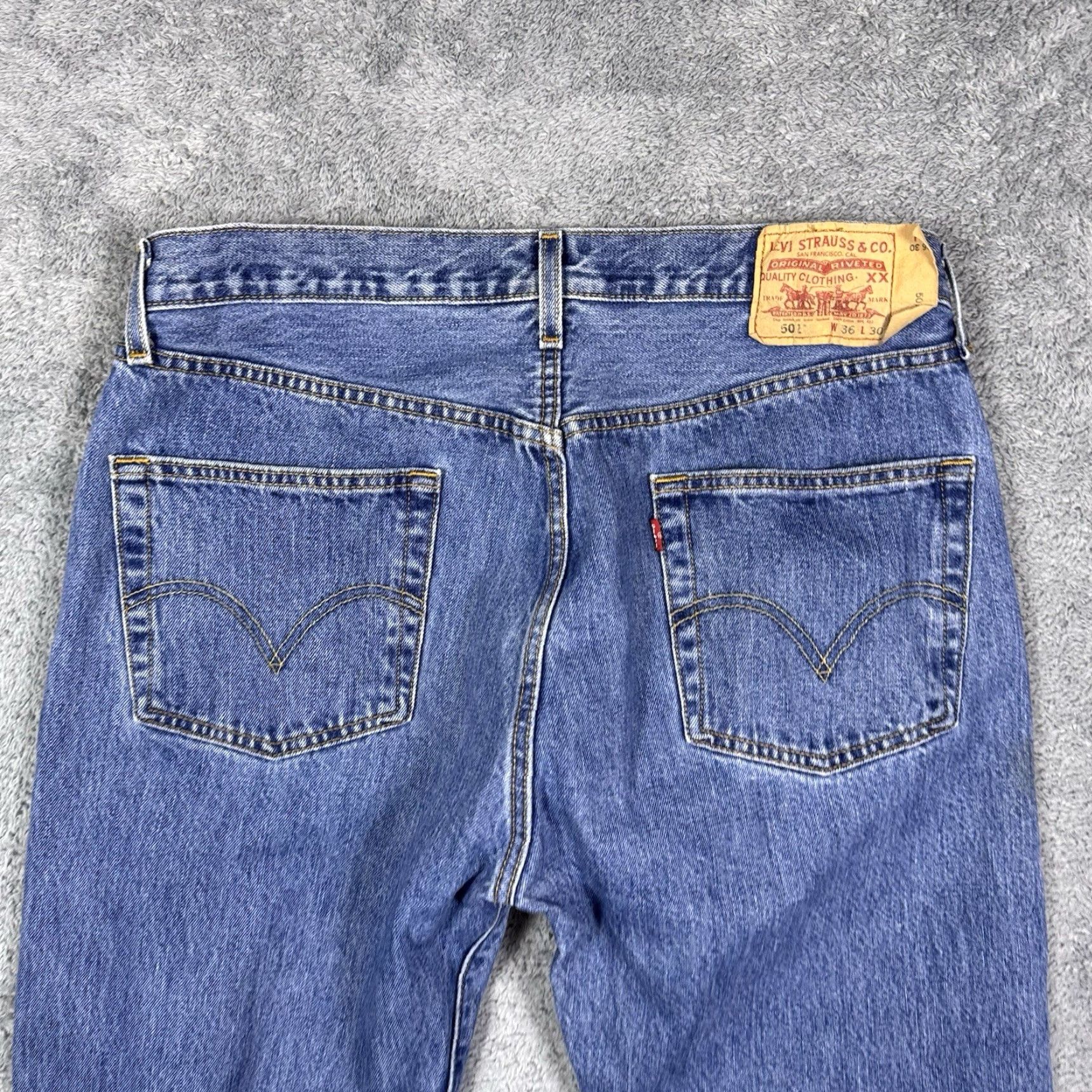 Levi's VINTAGE Levi's 501xx Jeans Mens 36x30 Paper Tag Button Fly 90s Y2K Grunge Jeans Mens Regular 34 Blue Size US 36 / EU 52 - 5 Thumbnail