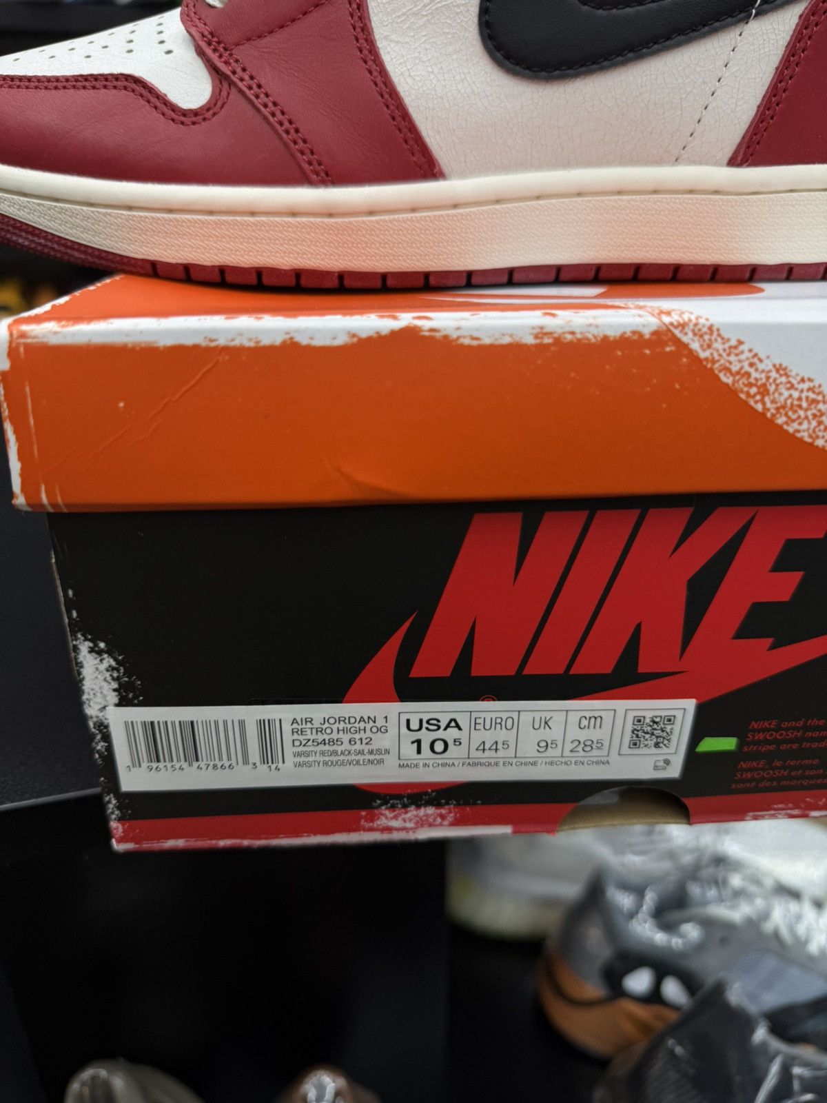 Jordan Brand Size 10.5 - Jordan 1 Retro High OG Chicago Lost & Found NEW Size US 10.5 / EU 43-44 - 15 Thumbnail