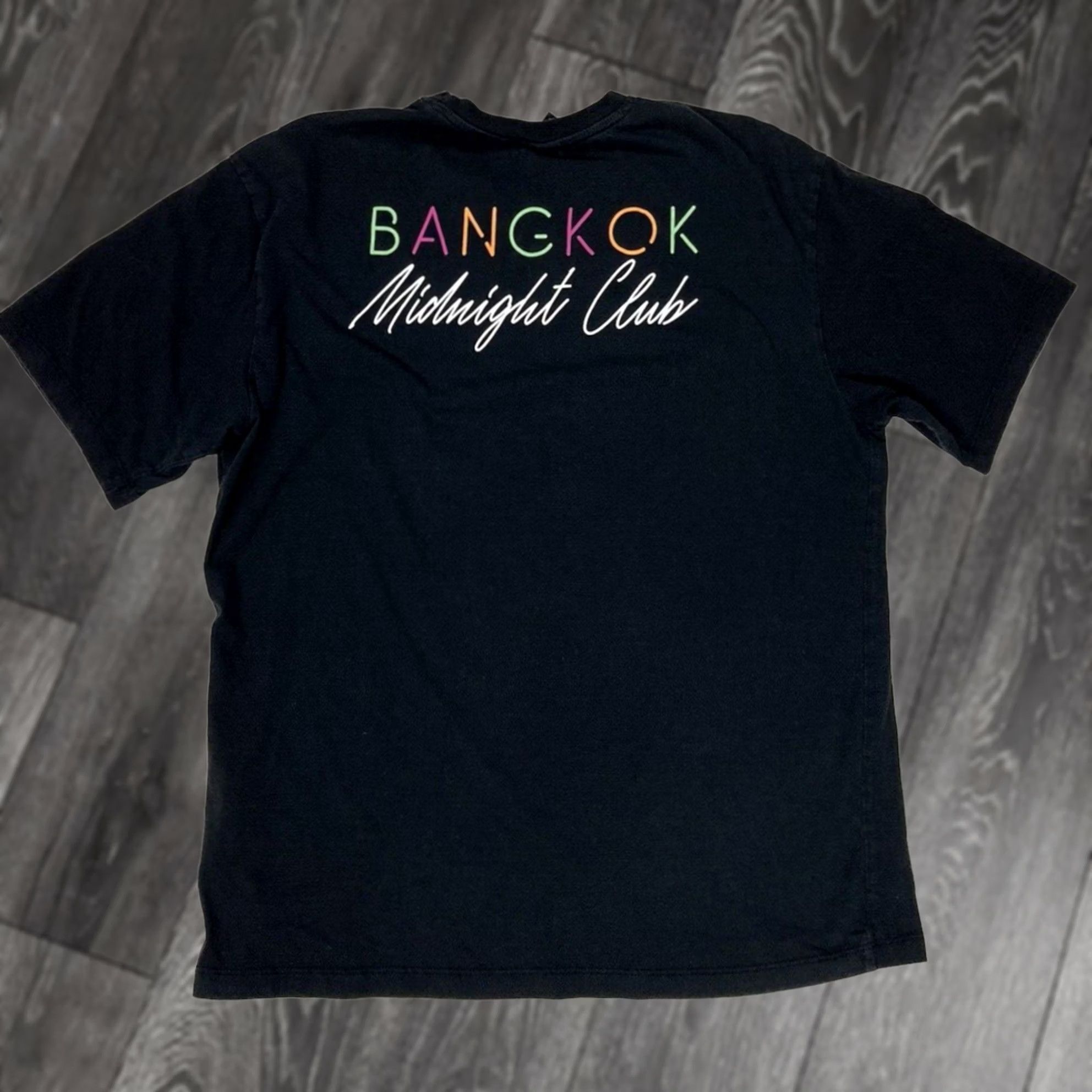 ONLY & SONS ONLY & SONS Bangkok Midnight Club Graphic T-shirt Men Large Black Tee Shirt Short Sleeve Crew Neck Logo Colorful All Seasons Size US L / EU 52-54 / 3 - 1 Thumbnail