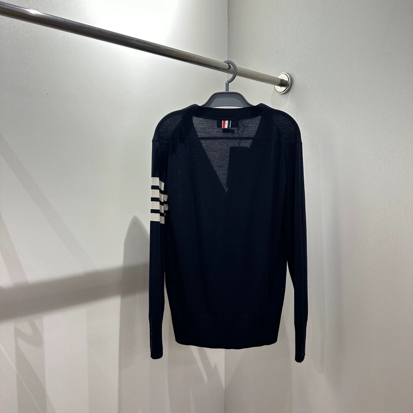 Thom Browne Thom Browne apr483 4-Bar Wool Knit Cardigan 2 Size US M / EU 48-50 / 2 - 2 Thumbnail