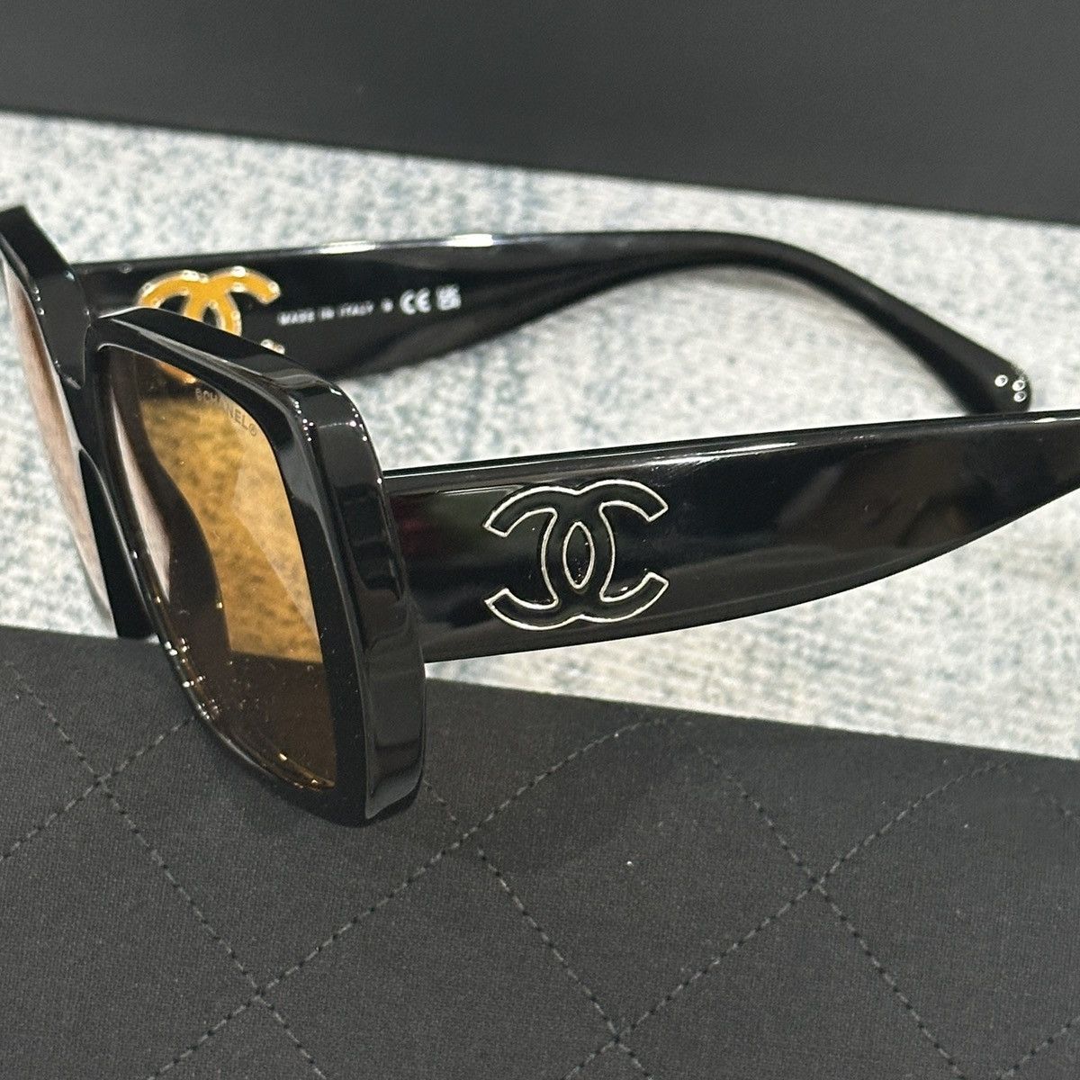 Chanel CHANEL 0CH5541 1799/7 SUNGLASSES Size ONE SIZE - 4 Thumbnail