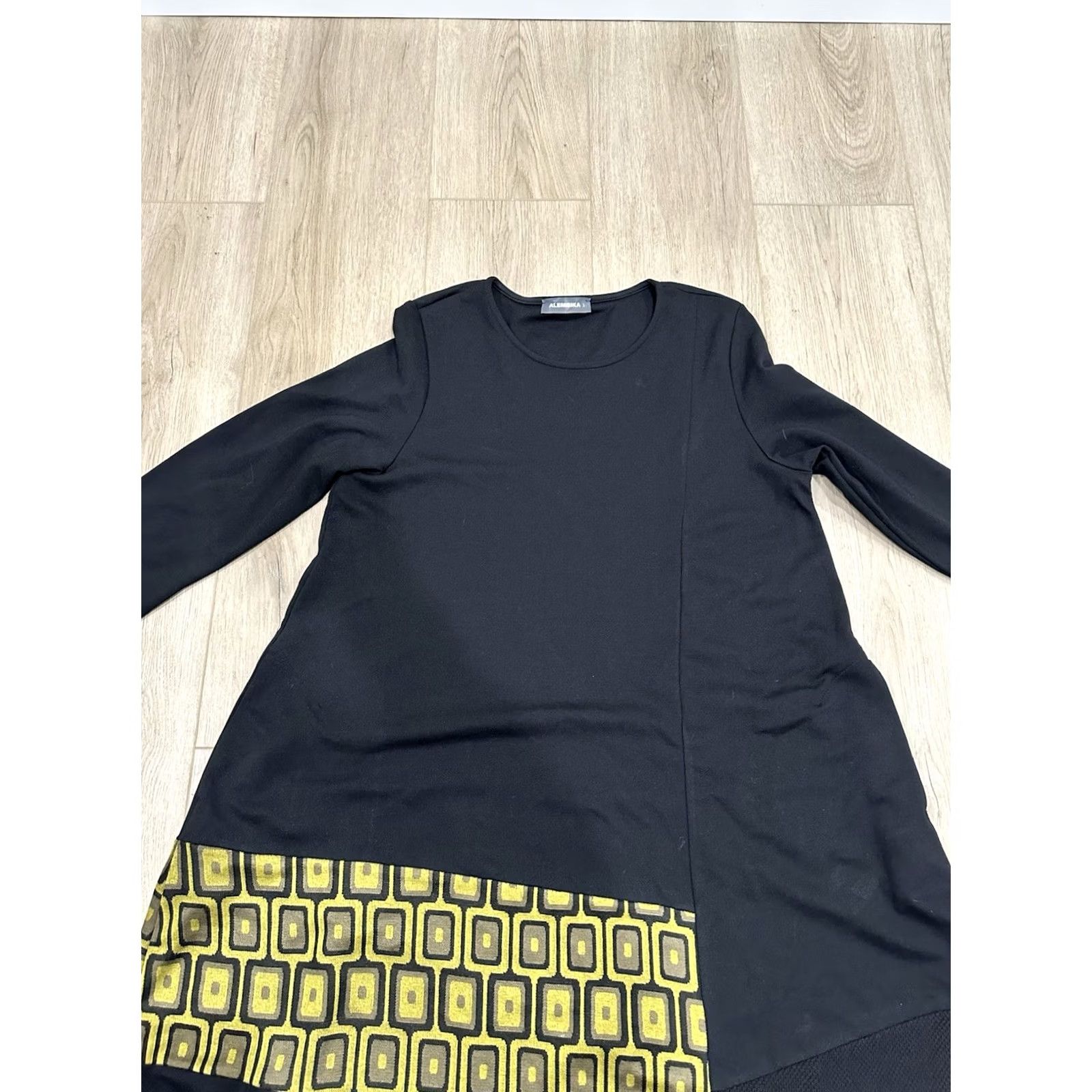 Vintage Alembika Unstoppable Dress Midi Black Chartreuse Geometric Patch Waffle Patch Knit Long Sleeve Pullover Scoop Neck Size 3 Womens Size XS / US 0-2 / IT 36-38 - 4 Thumbnail