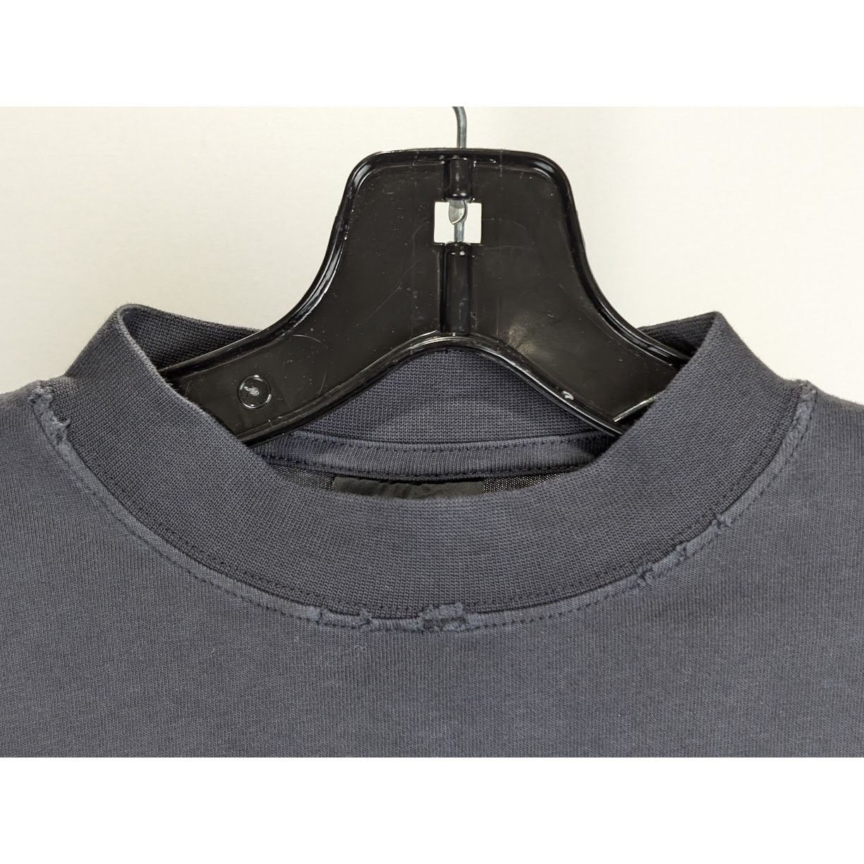 Balenciaga o1rshd1 Long Sleeve T-Shirt in Black Size US S / EU 44-46 / 1 - 3 Thumbnail