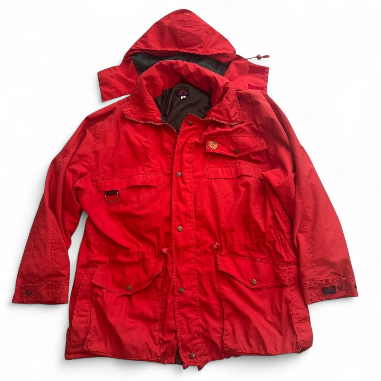 Fjallraven Fjallraven Gore-Tex Vintage made in Portugal Red Jacket L Size US L / EU 52-54 / 3 - 1 Thumbnail