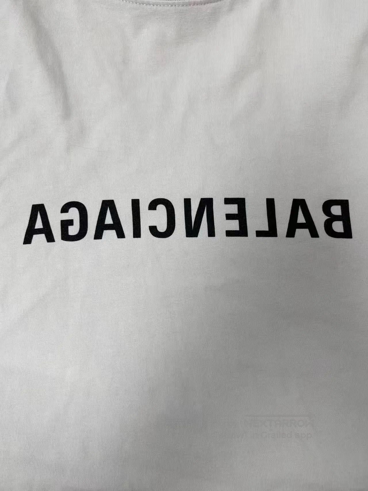 Balenciaga Balenciaga Logo Print Crewneck Short-Sleeve T-Shirt Unisex. Size US XL / EU 56 / 4 - 3 Thumbnail