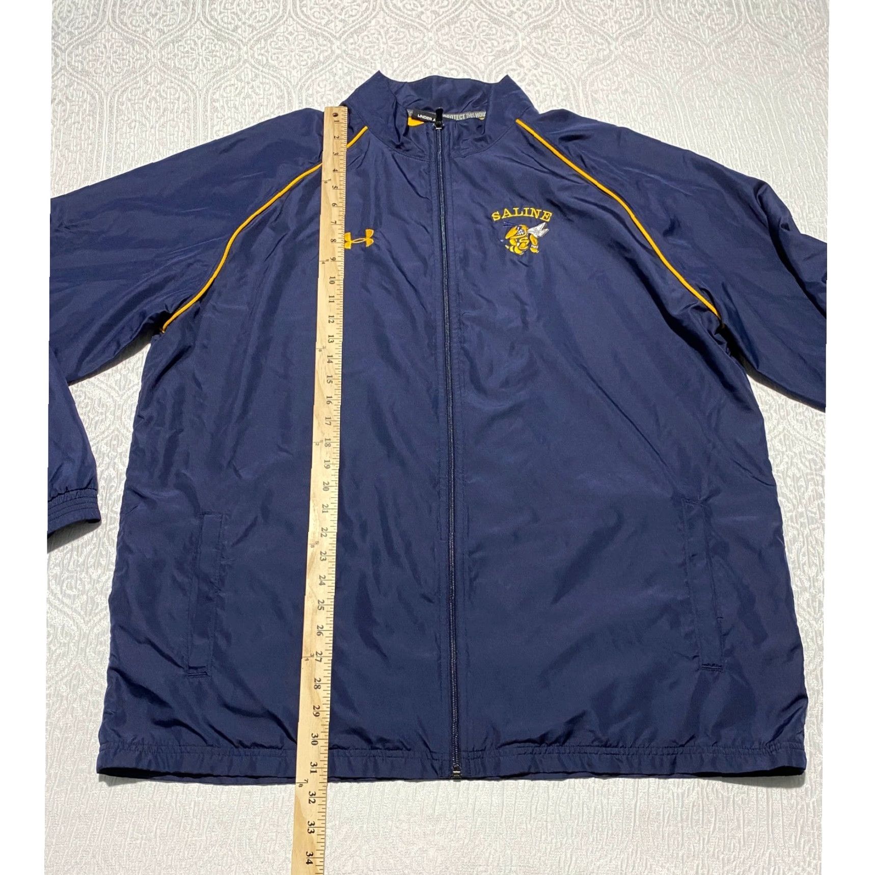 Under Armour Under Armour Windbreaker Jacket Saline Hornets Navy Yellow 2XL Loose Fit Men's Navy Wind-Resistant Lightweight Zip Stand-Up Collar Size US XXL / EU 58 / 5 - 6 Thumbnail