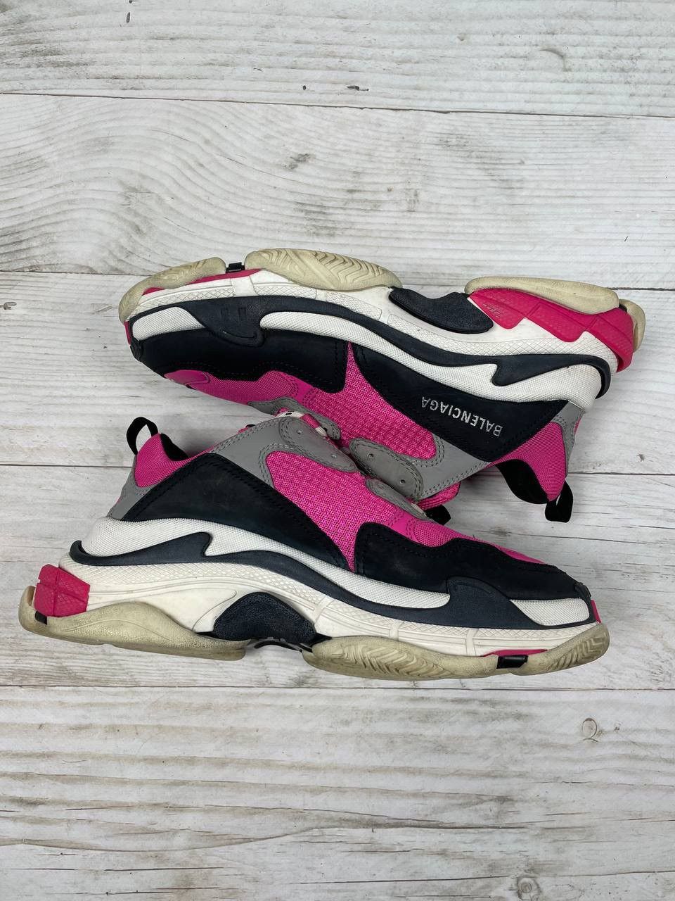 Balenciaga Balenciaga Triple S Pink Black Grey Sneaker Y2K Size US 8.5 / EU 41-42 - 6 Thumbnail