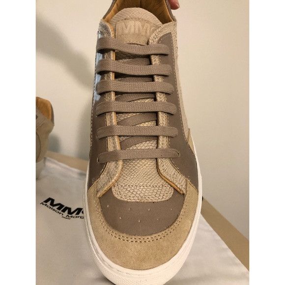 MM6 Unisex MM6 Maison Margiela embossed lowtop sneaker Size US 8 / EU 41 - 7 Thumbnail