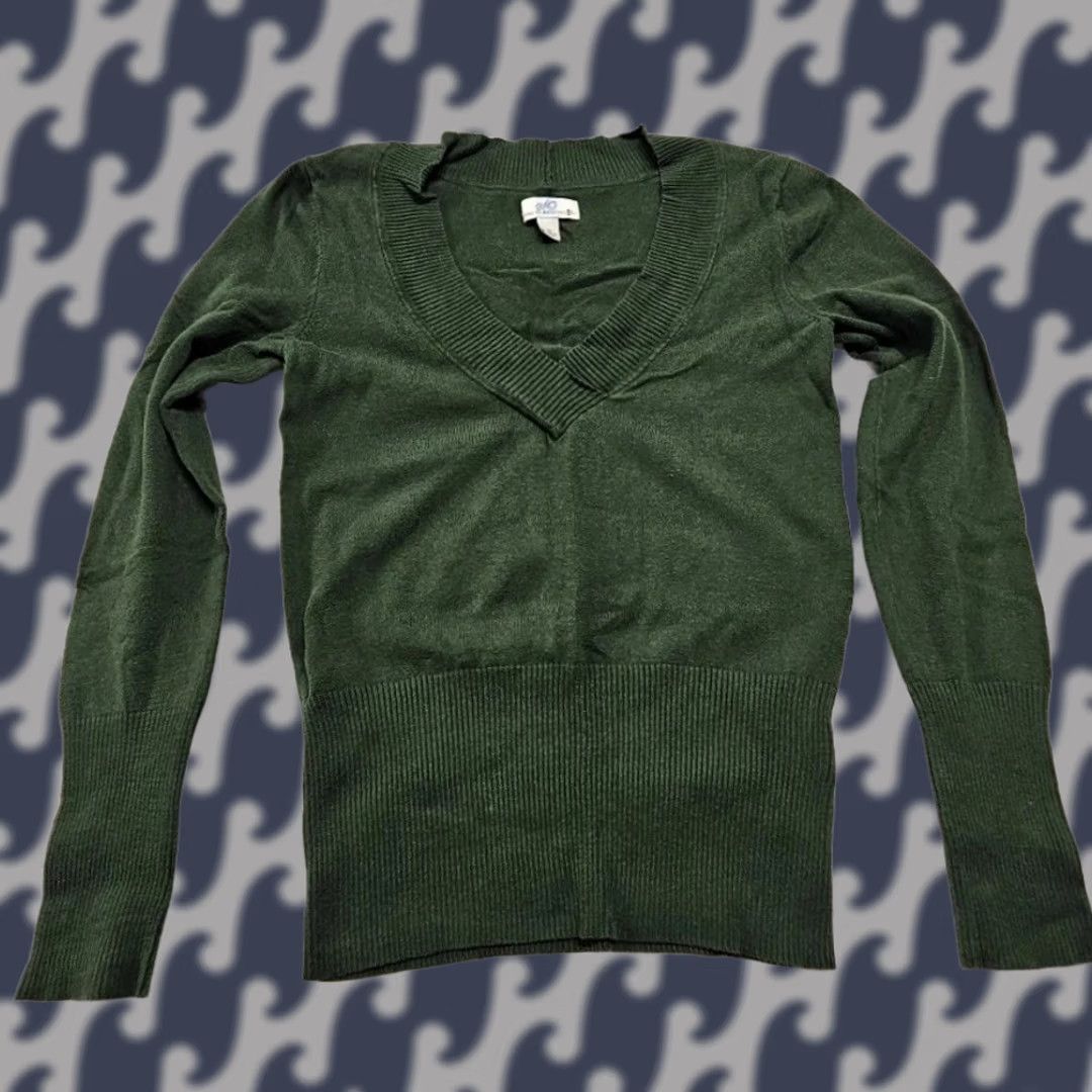 Vintage SO Minimalist Forest Green Women’s Sweater M V-Neck Pullover Knit Shirt Womens Size M / US 6-8 / IT 42-44 - 1 Thumbnail
