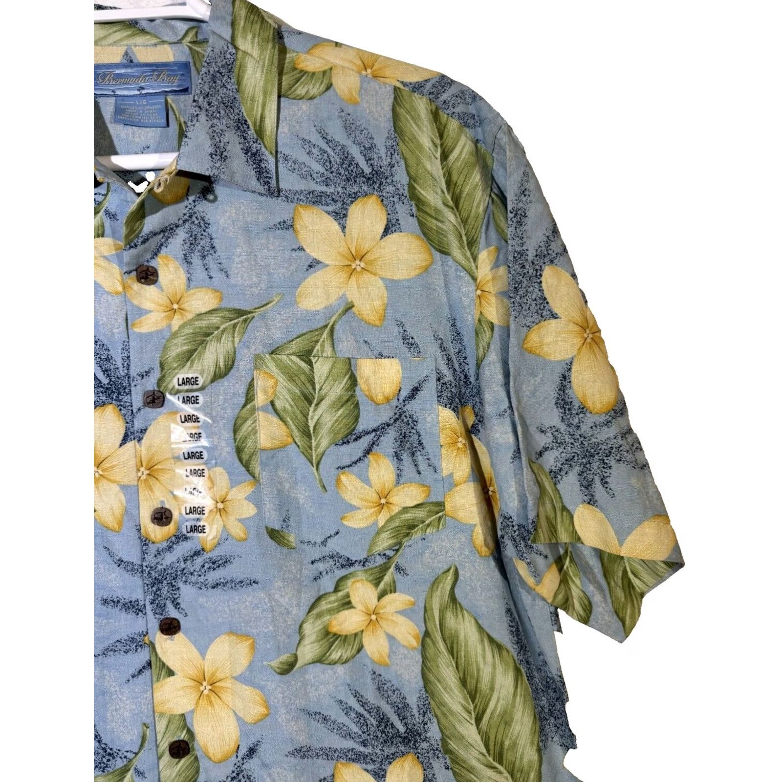 Vintage Bermuda Bay Shirt Large Blue Floral 100% Silk Short Sleeve Button-Up M183 Size US L / EU 52-54 / 3 - 6 Thumbnail