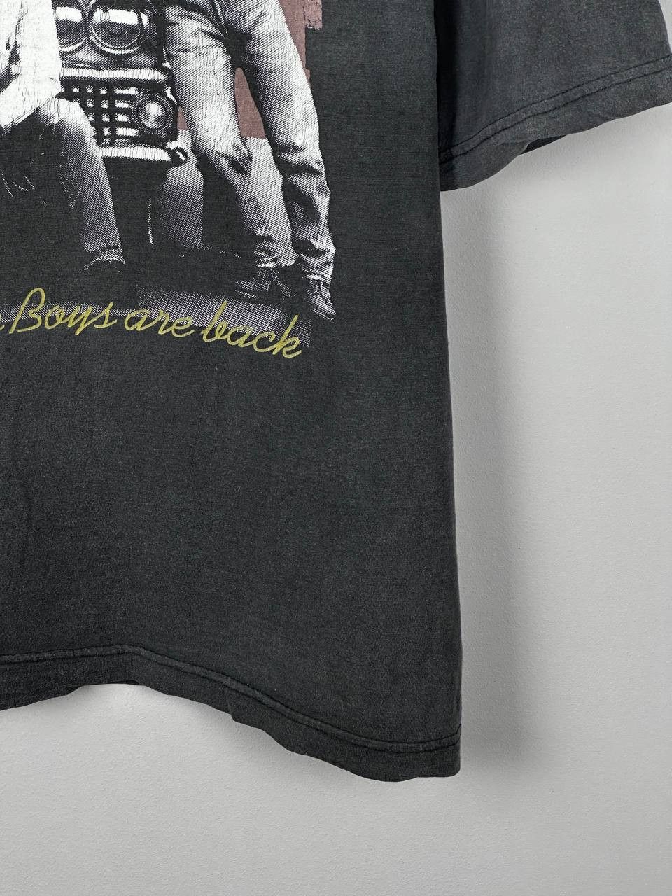 Vintage Vintage Backstreet Boys 1998 Black And Blue tour tee Size US L / EU 52-54 / 3 - 6 Thumbnail