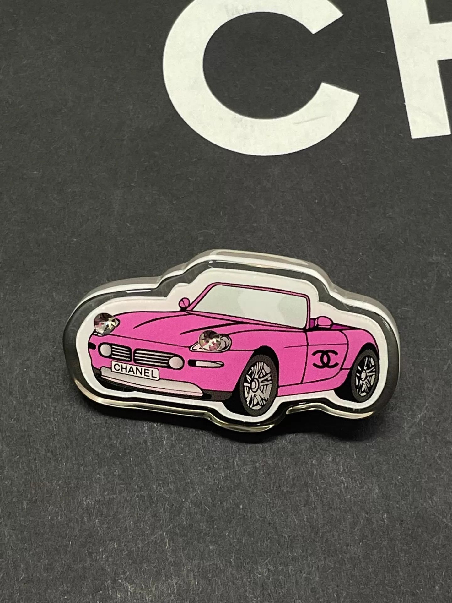 Chanel Chanel 24C Pink Acrylic Sports Car Brooch Size ONE SIZE - 2 Thumbnail