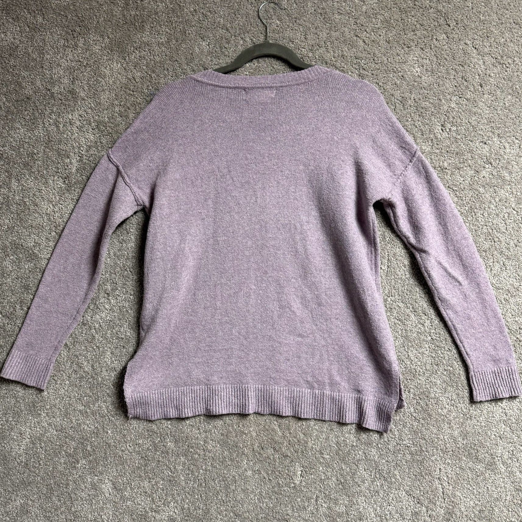 Vintage Pink Rose Sweater Size Small V Neck Casual Soft Minimalist Cozy Hippie Purple Womens Size S / US 4 / IT 40 - 2 Thumbnail