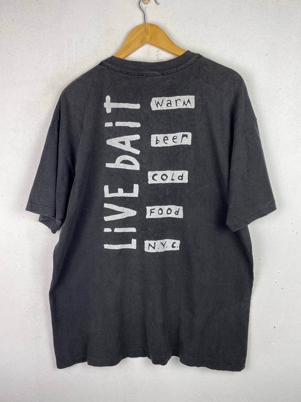 Vintage vintage 90s live bait new york tee sunfaded Size US XL / EU 56 / 4 - 6 Thumbnail