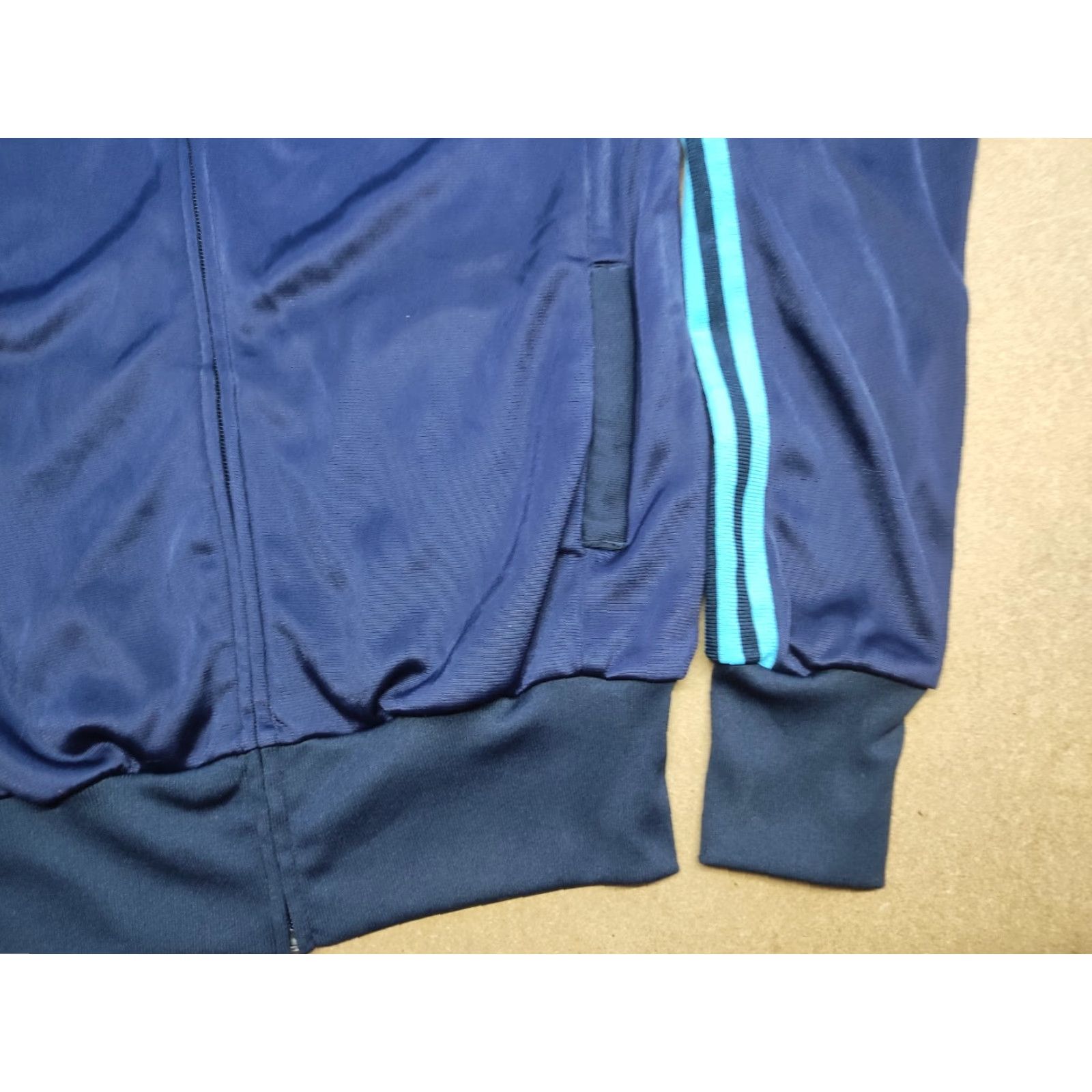 Adidas Adidas Jacket Womens Size 38 Full Zip Blue Vintage Superstar Trefoil Track Jacket Womens Size XS / US 0-2 / IT 36-38 - 5 Thumbnail