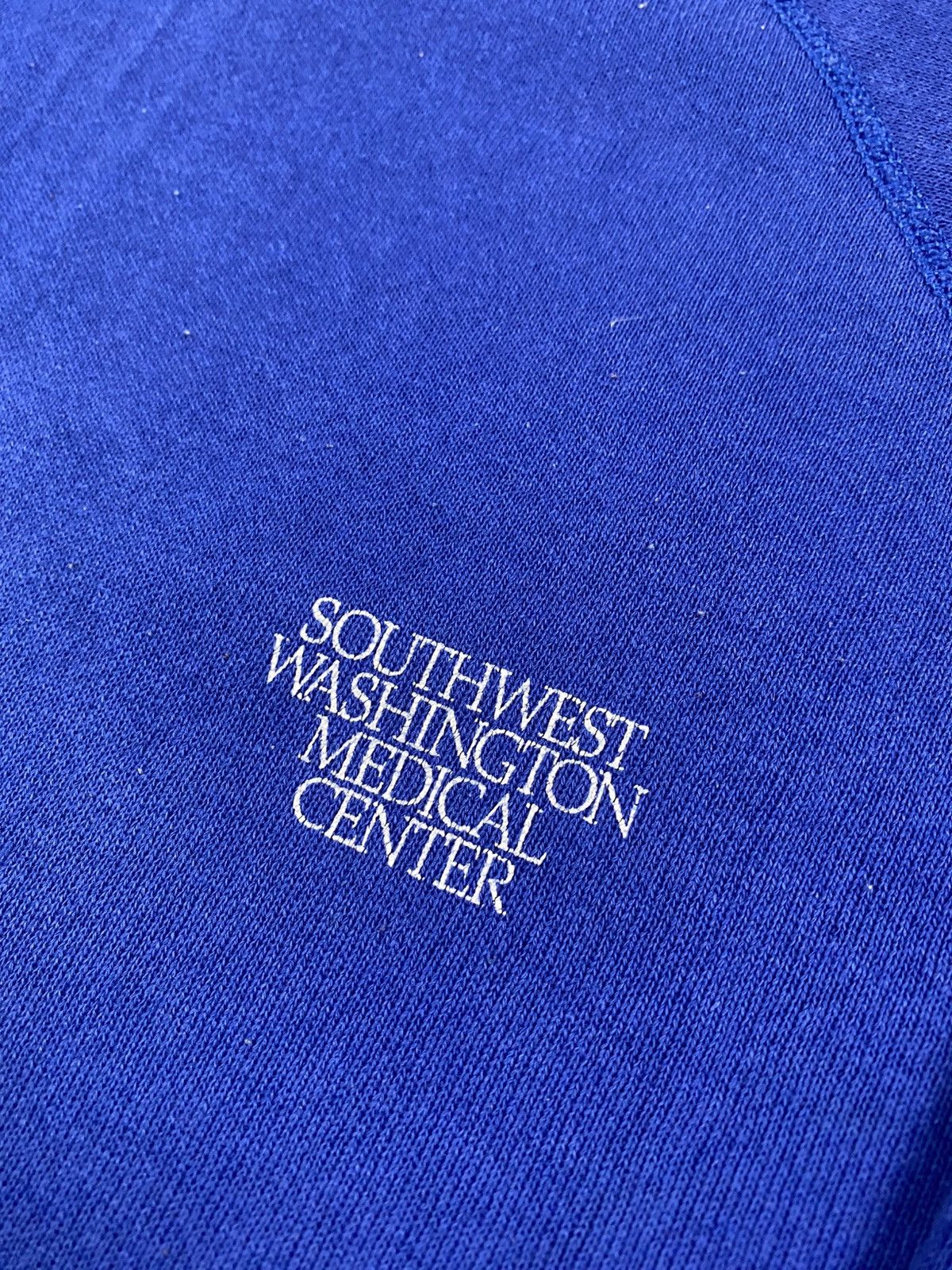 Other Vintage 90s Southwest Washington Medical Center Boxy Size US M / EU 48-50 / 2 - 4 Thumbnail