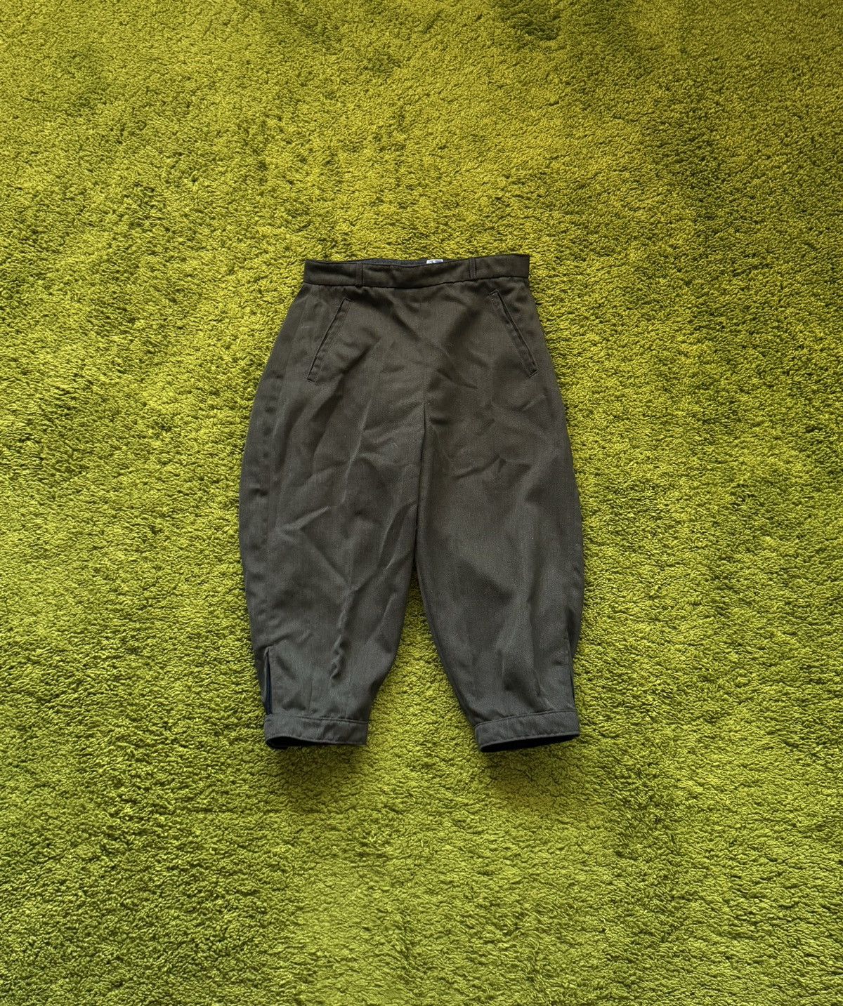 Robert Lawrie Ltd. 1950s vintage wool culottes pants