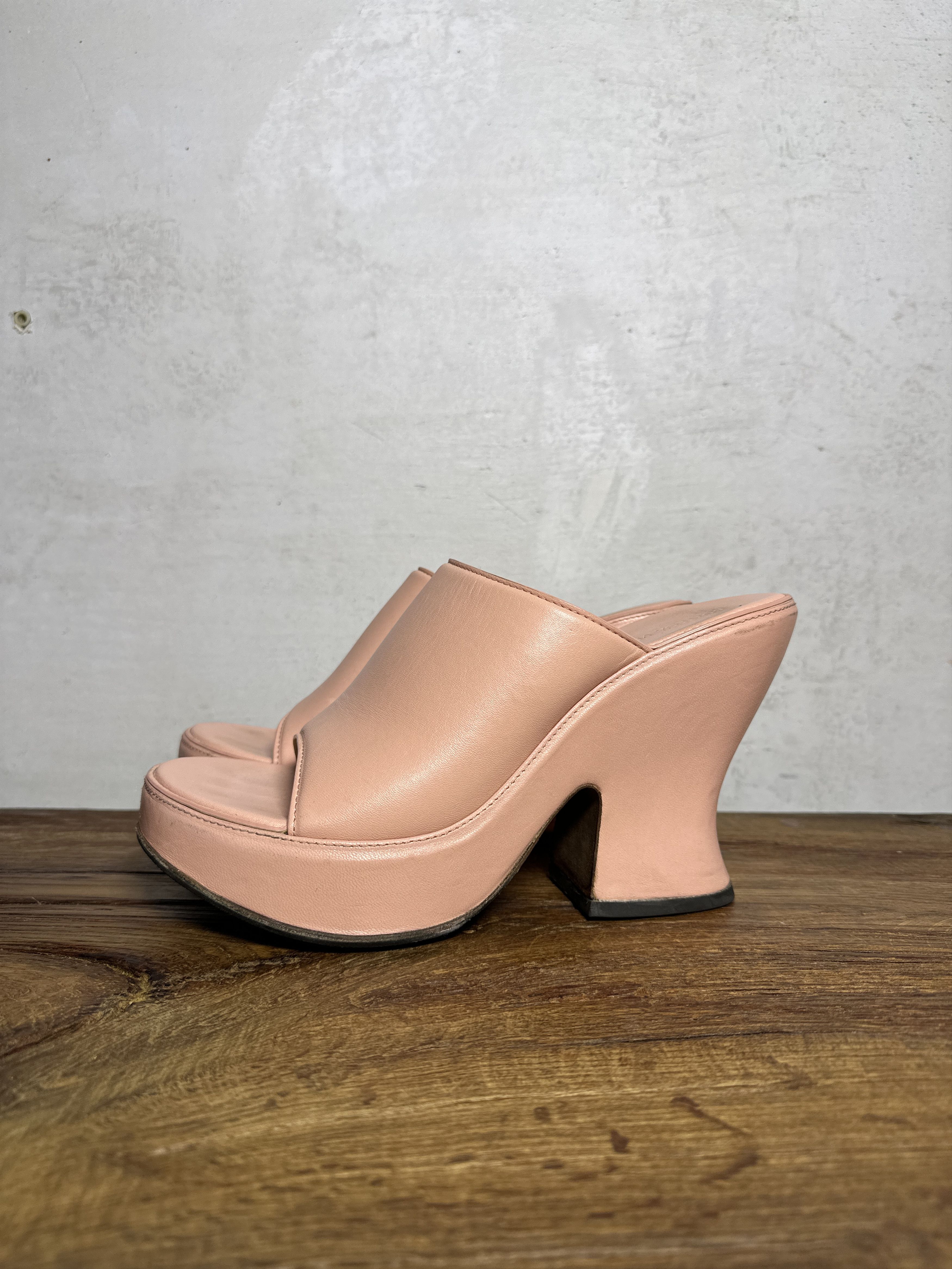 Bottega Veneta Bottega Veneta Peach Wedge Heeled Sandals Size US 11 / IT 41 - 1 Thumbnail