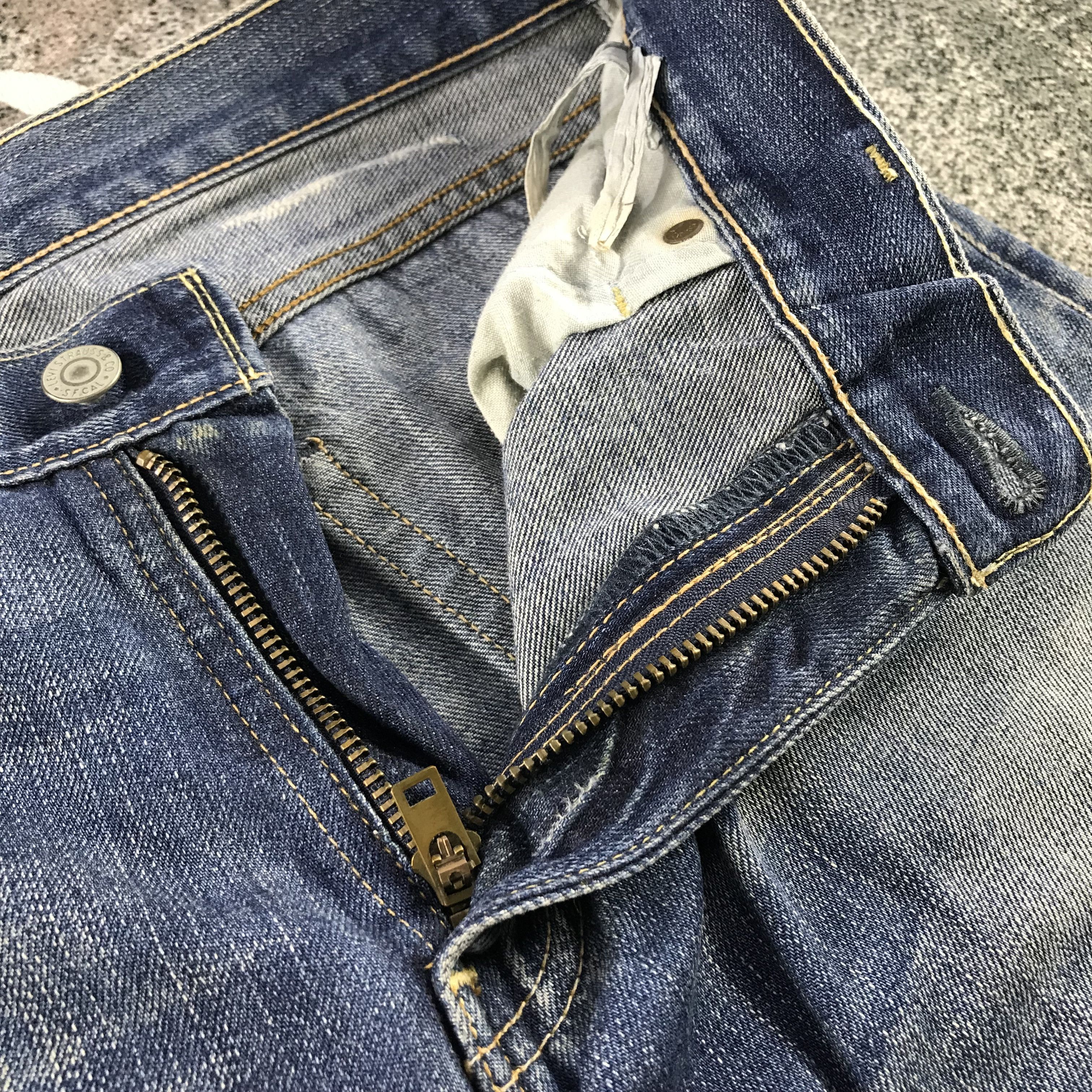 Vintage Levis 507 Jeans Distessed Denim KJ3381