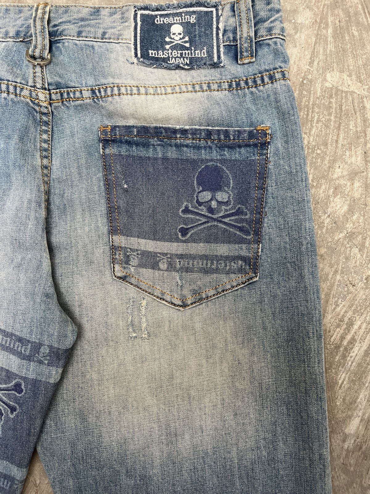 Mastermind Japan SS13 Mastermind Japan “Dreaming” Distressed Washed Jeans Size US 36 / EU 52 - 15 Thumbnail
