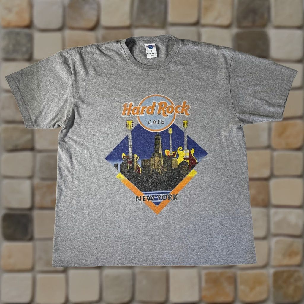 Pacsun VINTAGE PacSun Hard Rock Cafe New York T-Shirt Sz L Mens Gray Cotton Blend Short Sleeve Crew Neck Graphic Print 90s Rock Fashion Men's T-Shirt Size US L / EU 52-54 / 3 - 1 Thumbnail