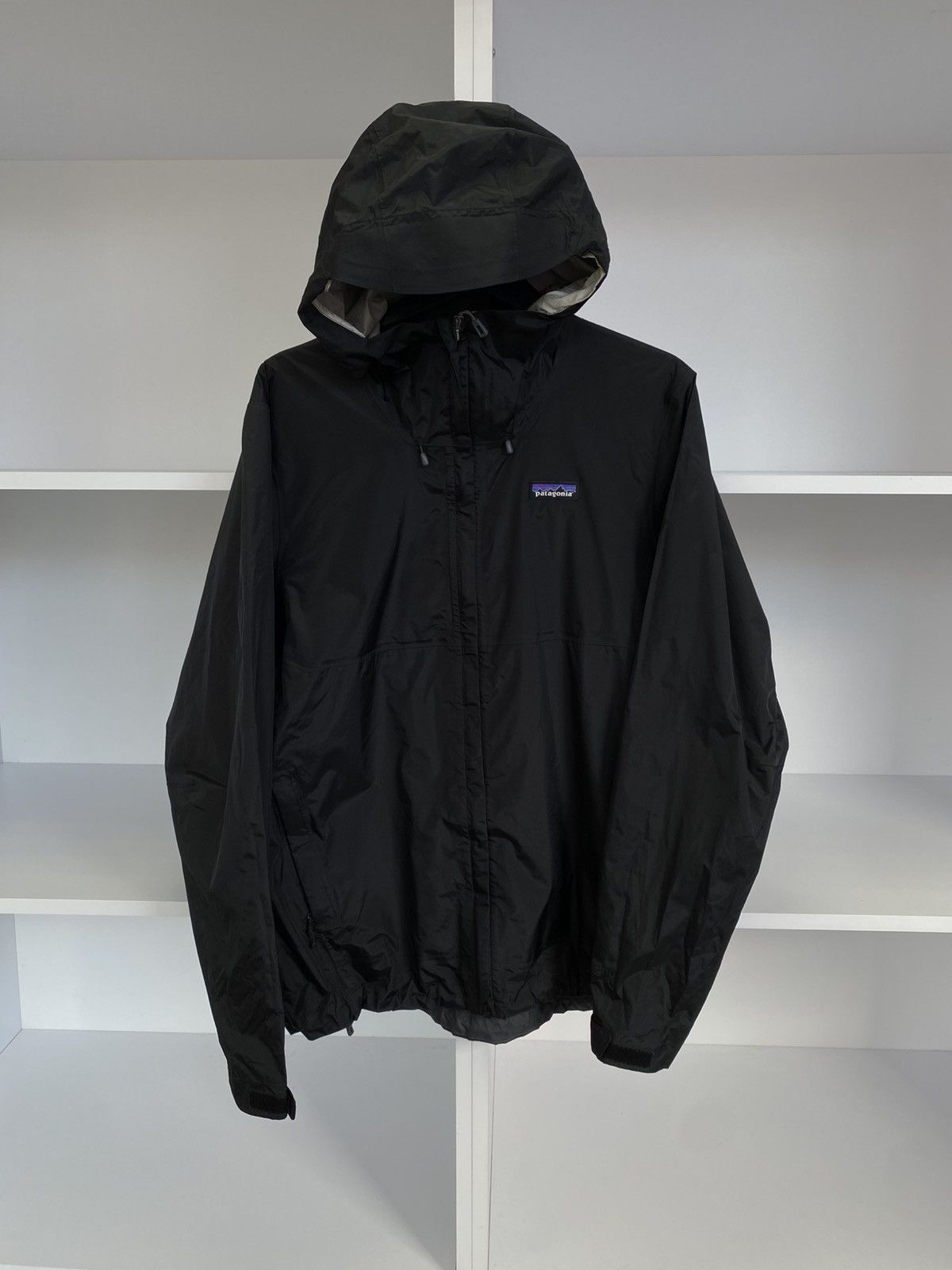 Patagonia Vintage Patagonia Black Windbreaker Jacket Size US M / EU 48-50 / 2 - 1 Thumbnail