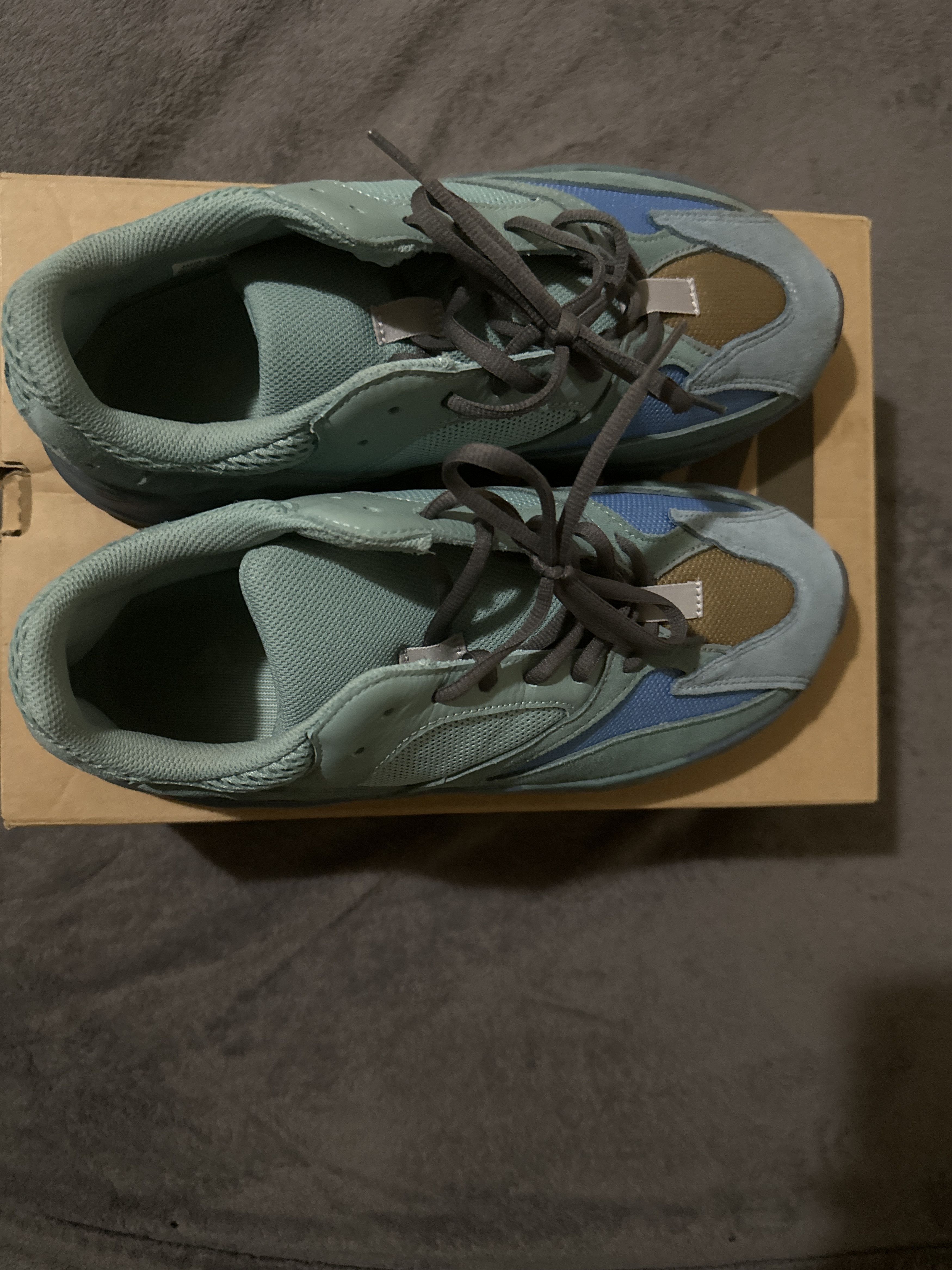 Yeezy Yeezy boost 700 Size US 11 / EU 44 - 3 Thumbnail