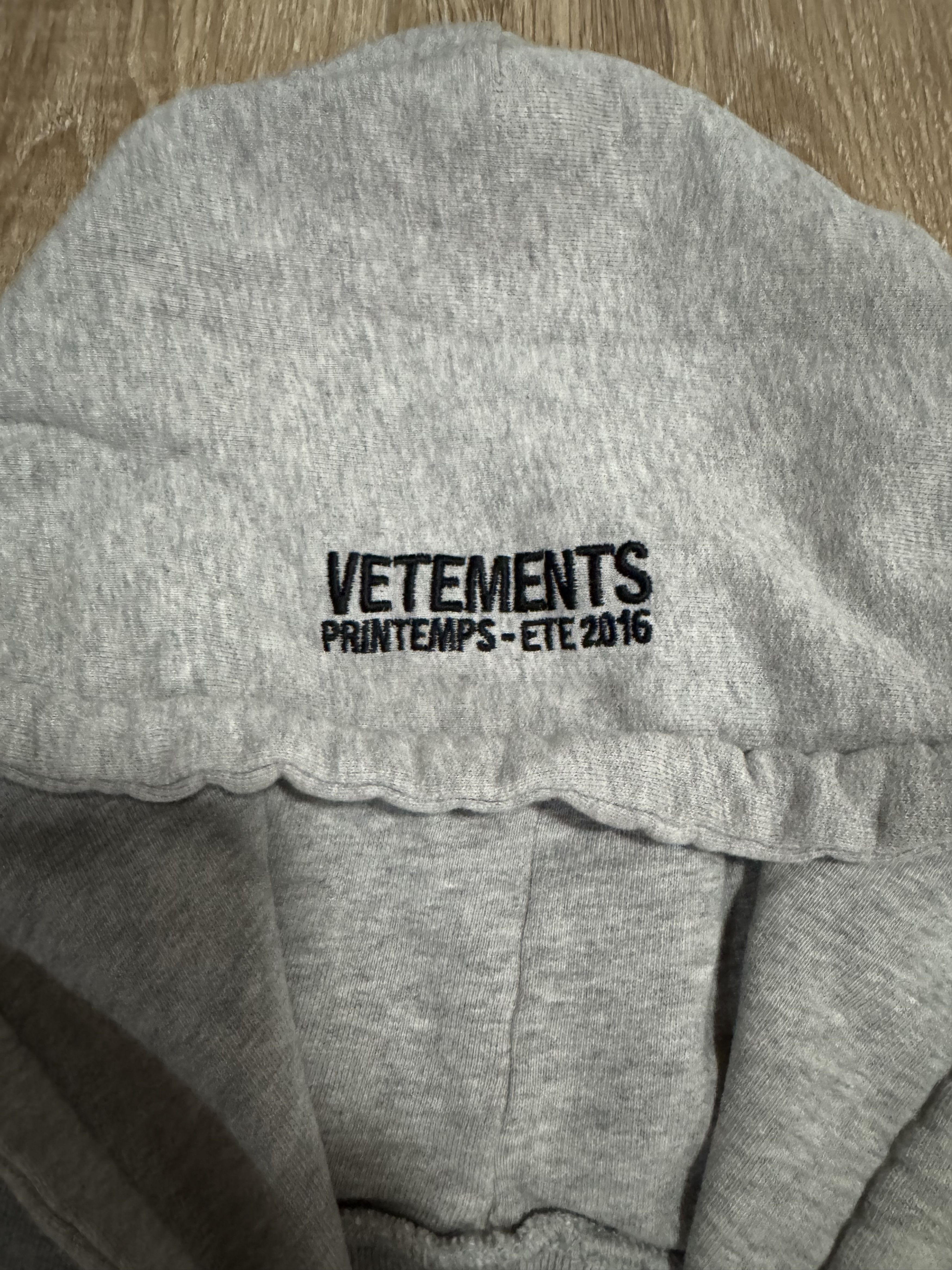 Vetements Vetements Reversible Hoodie Size US L / EU 52-54 / 3 - 4 Thumbnail