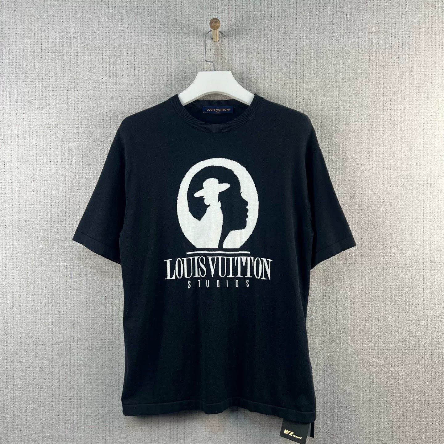 Louis Vuitton LOUIS VUITTON FW23 Embroidered Crewneck Tee Size US M / EU 48-50 / 2 - 1 Thumbnail