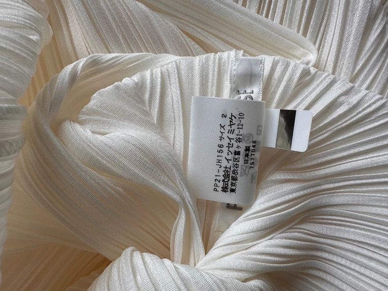 Issey Miyake Issey Miyake size:2 White pleated dress Size XS / US 0-2 / IT 36-38 - 8 Thumbnail