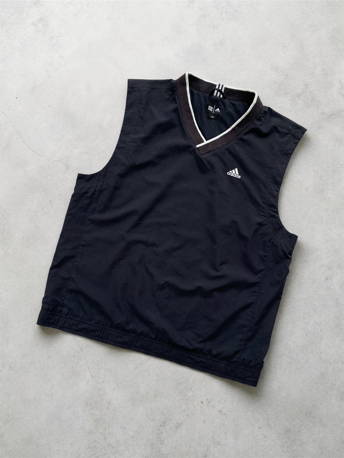 Adidas 🔥Vintage 90's Adidas Men's V-neck Vest Size US L / EU 52-54 / 3 - 1 Thumbnail