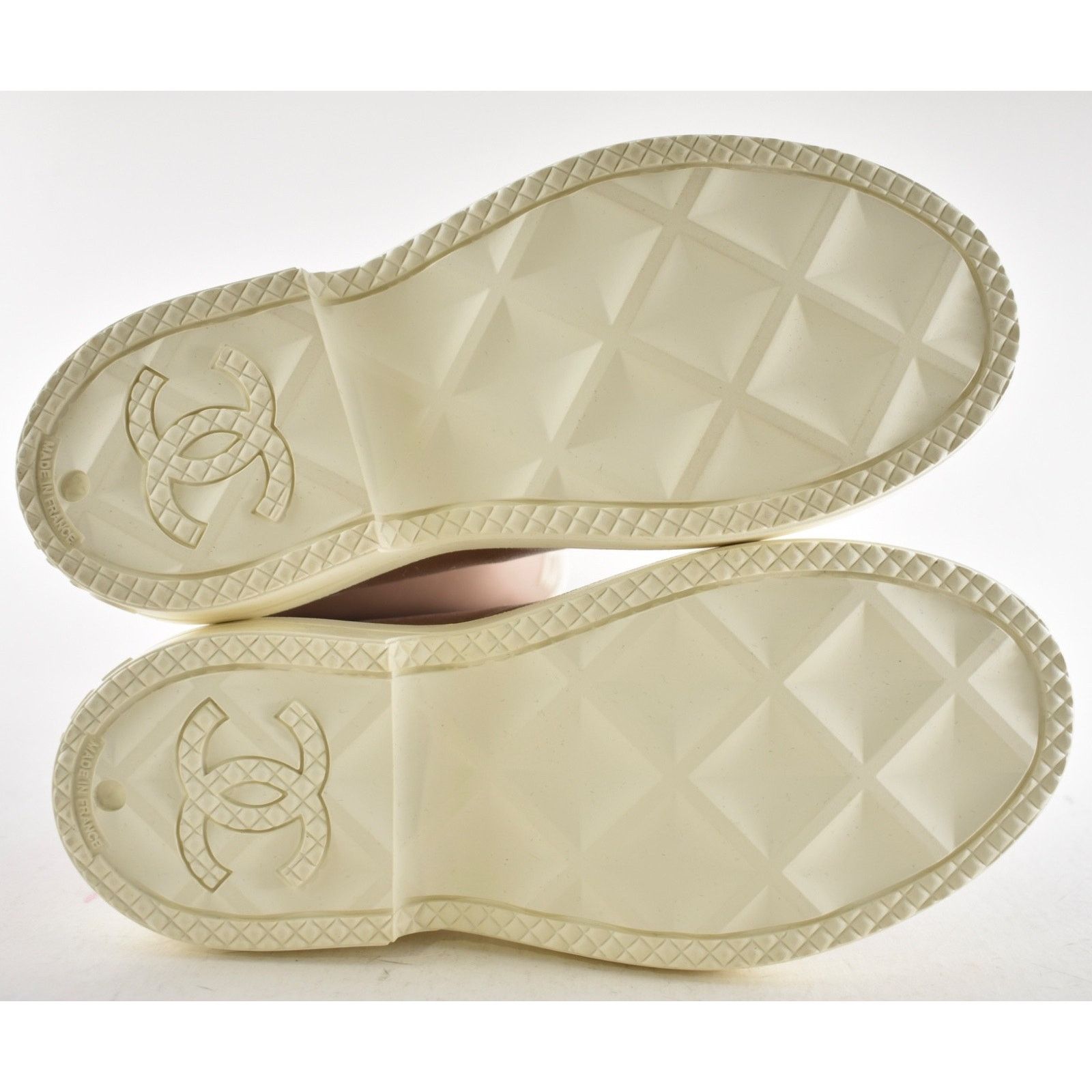 Chanel Chanel Beige White Caoutchouc CC Rubber Rain Boots 40 Size US 10 / IT 40 - 24 Thumbnail