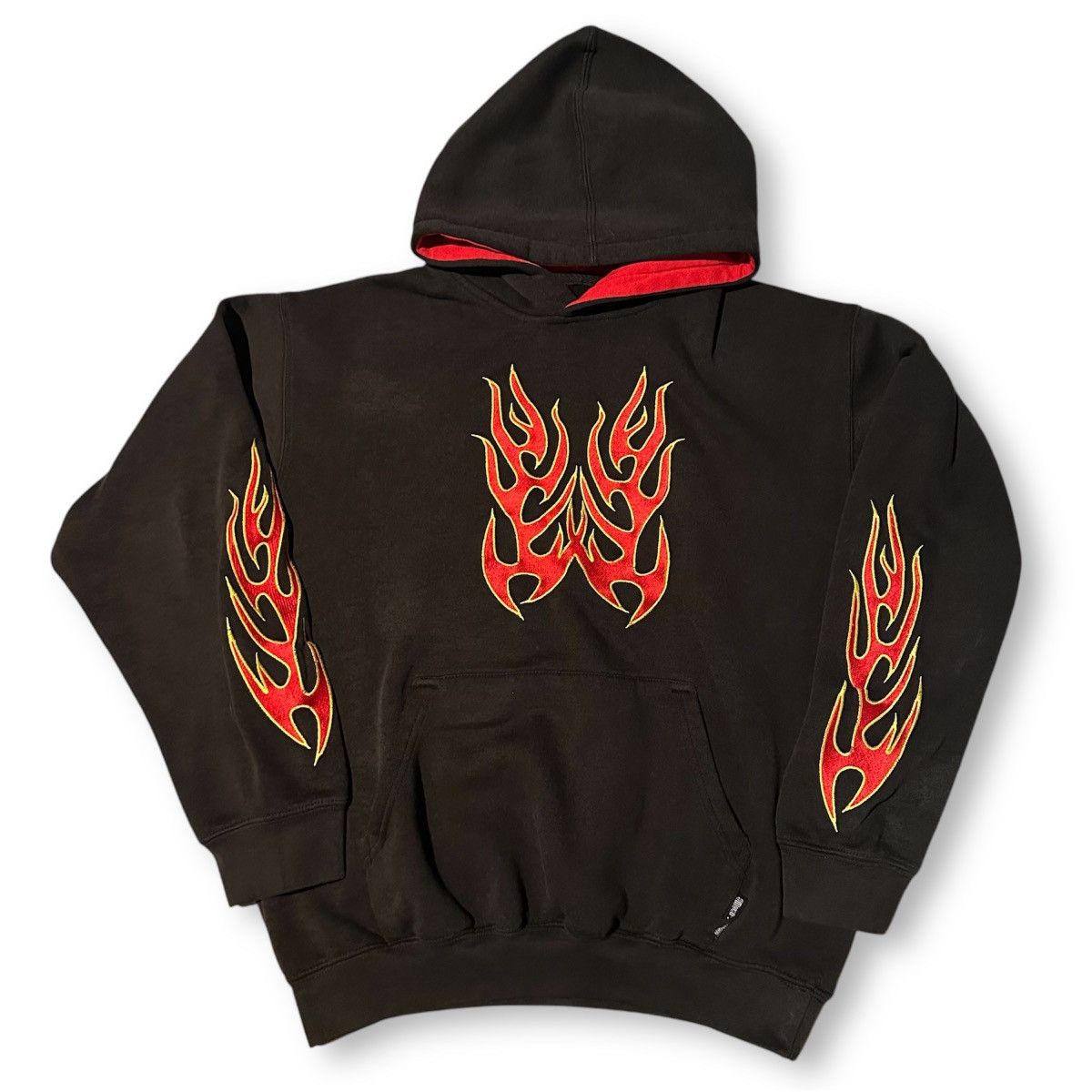 Vintage Vintage 2000s Y2K Silver Point Flames Sweatshirt Hoodie Size US S / EU 44-46 / 1 - 1 Thumbnail
