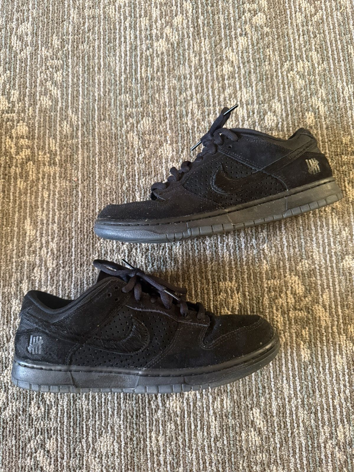 Nike × Undefeated Nike Dunk Low x Undefeated Collab Size US 11 / EU 44 - 2 Thumbnail