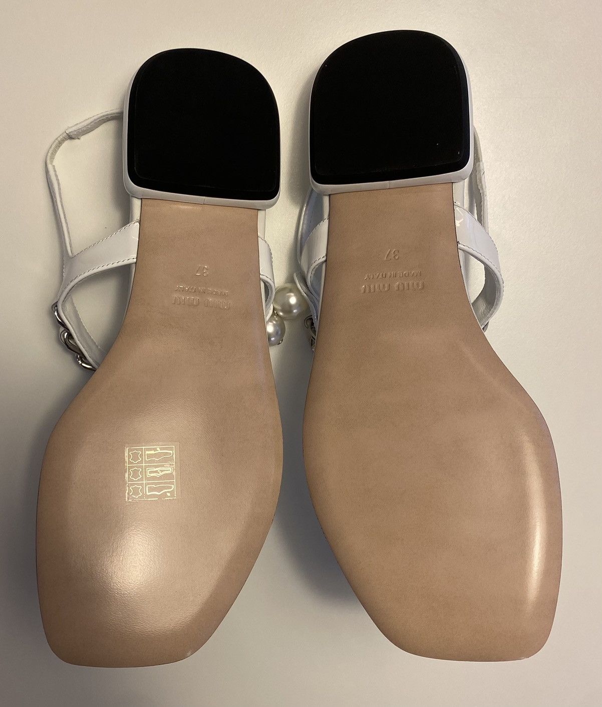 Miu Miu Miu miu sandals with jewel accessory Size US 7 / IT 37 - 2 Thumbnail