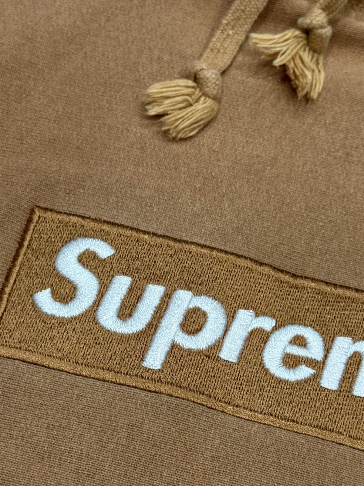 Supreme Supreme Khaki Box Logo Hoodie (2002) Size US L / EU 52-54 / 3 - 3 Thumbnail
