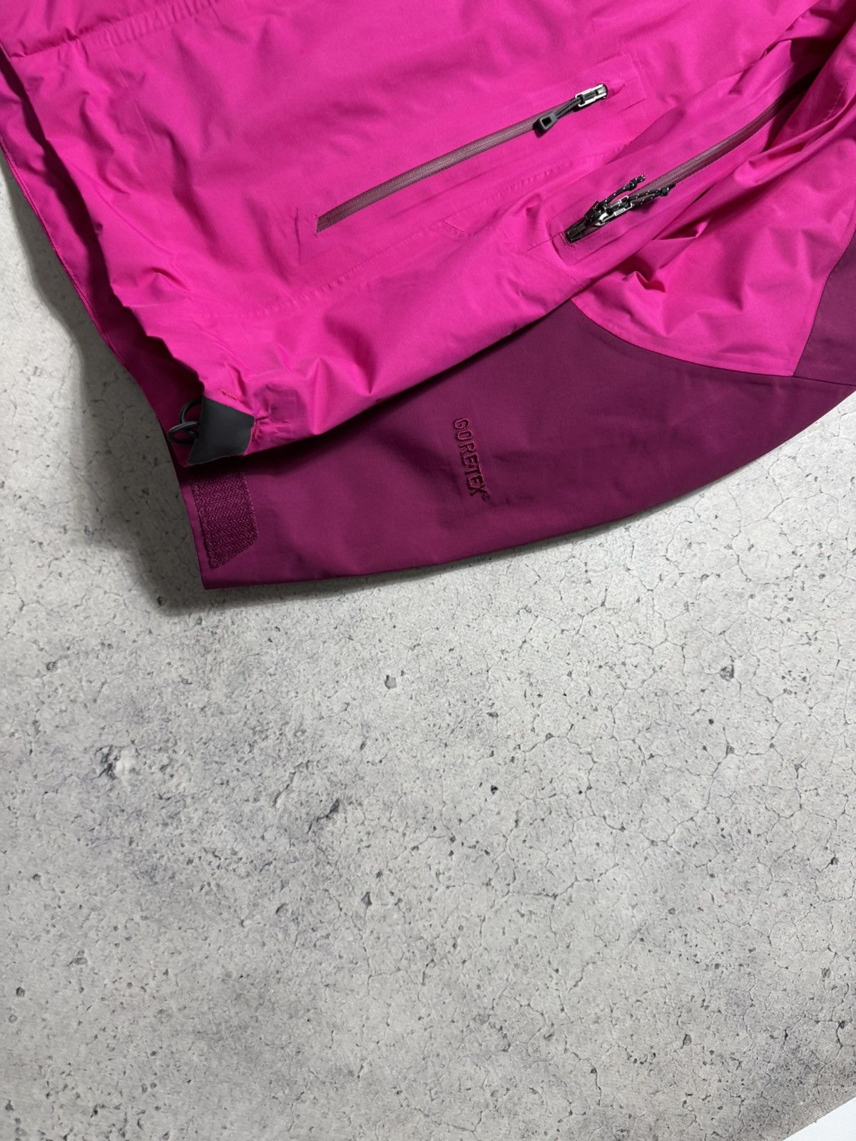 Patagonia Patagonia Gore-Tex Women’s Windbreakers Jacket Size S Size S / US 4 / IT 40 - 3 Thumbnail