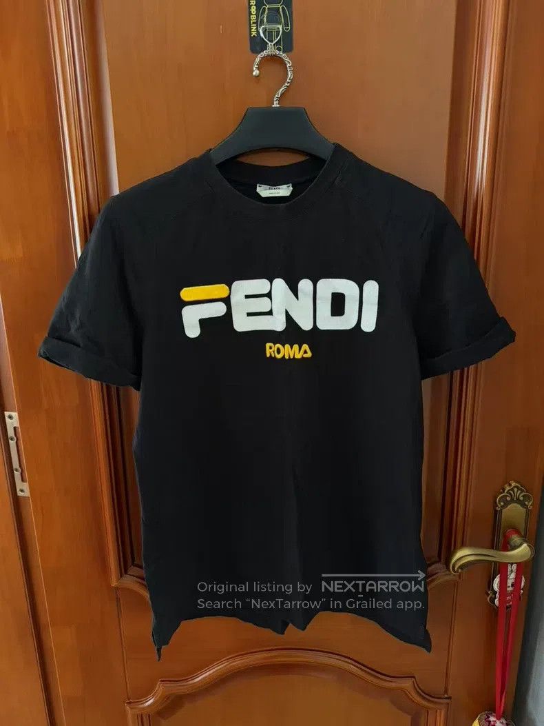 Fendi Fendi Black Roma Letter Short Sleeve T-Shirt Size M / US 6-8 / IT 42-44 - 1 Thumbnail