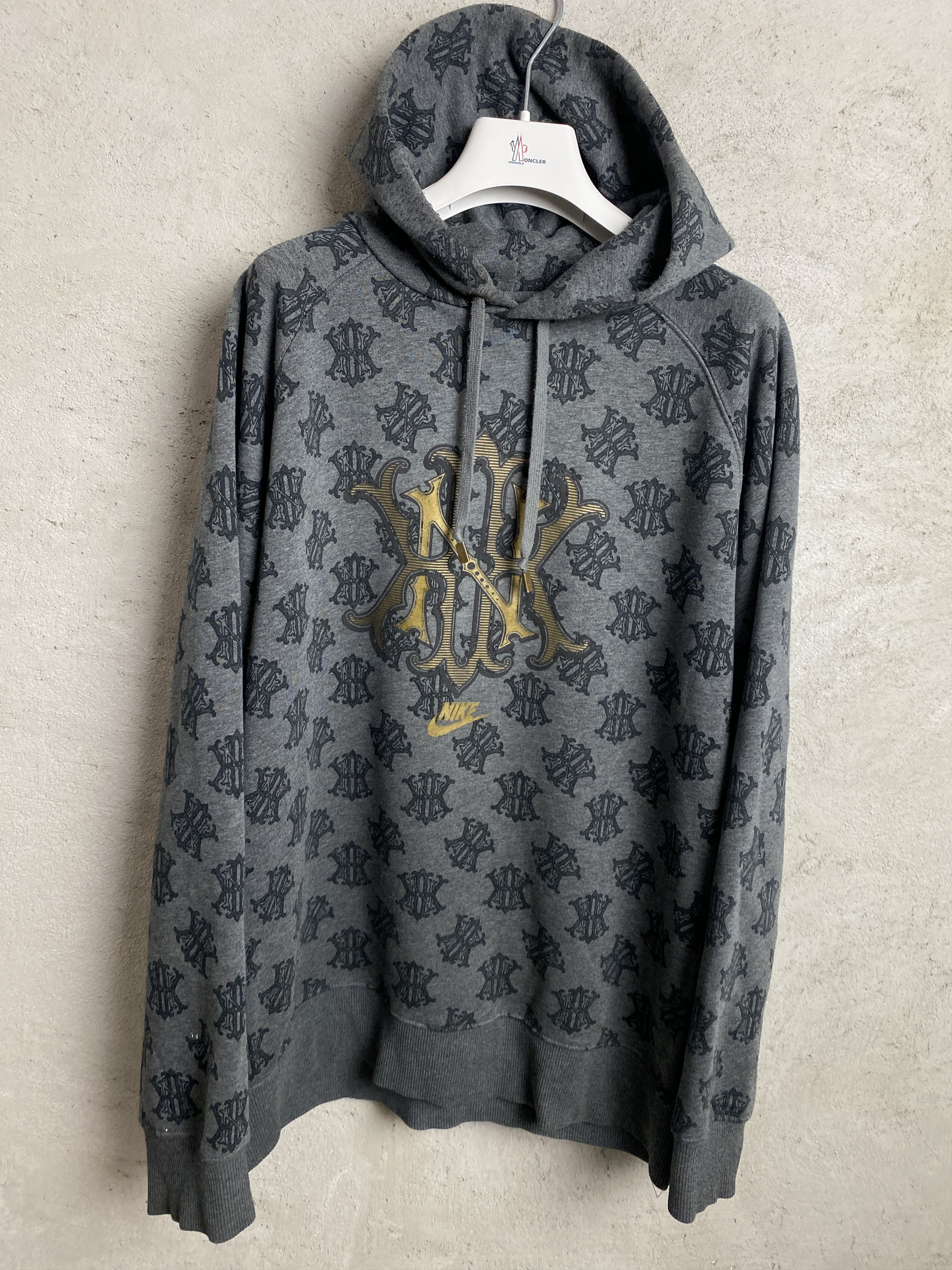 Nike Nike NY New York Yankees monogram hoodie y2k 00s Size US XL / EU 56 / 4 - 1 Thumbnail
