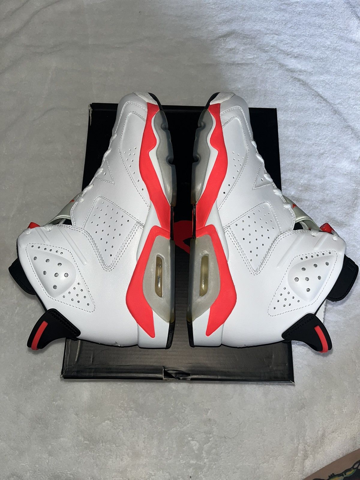 Jordan Brand Jordan 6 Retro Infrared white 2014 Size US 10 / EU 43 - 3 Thumbnail