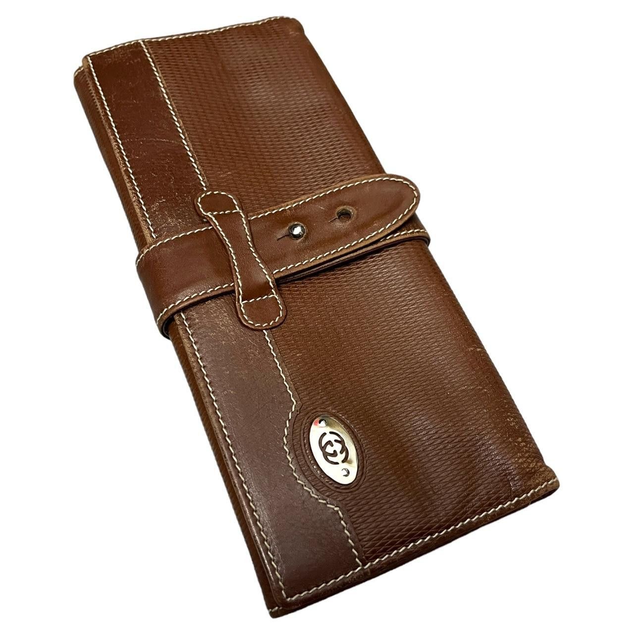 image of Gucci Vintage 90's Luxury Designer Clutch Wallet in Brown, Women's