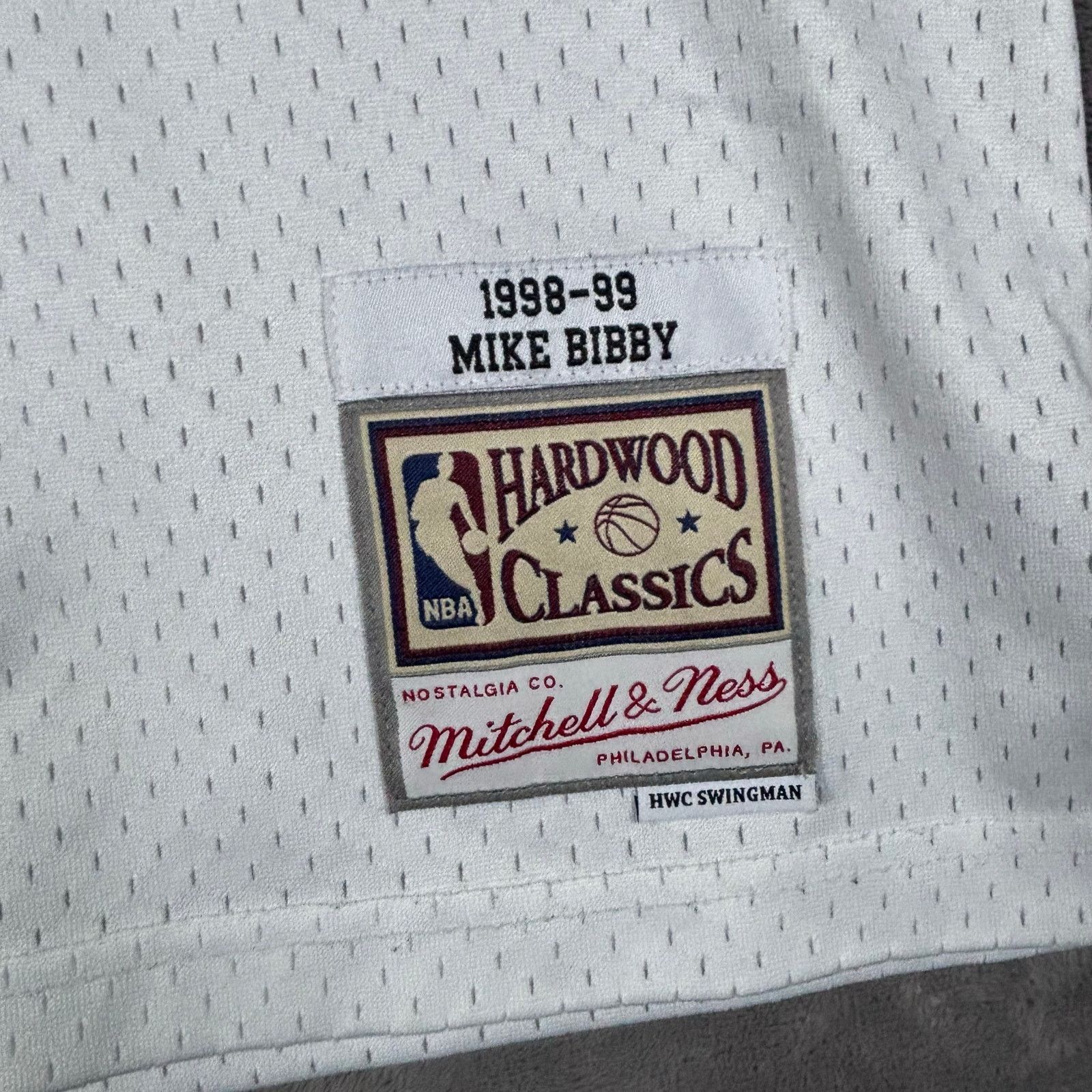 Mitchell & Ness Mitchell & Ness Vancouver Grizzlies Mike Bibby #10 Jersey XL Size US XL / EU 56 / 4 - 4 Thumbnail