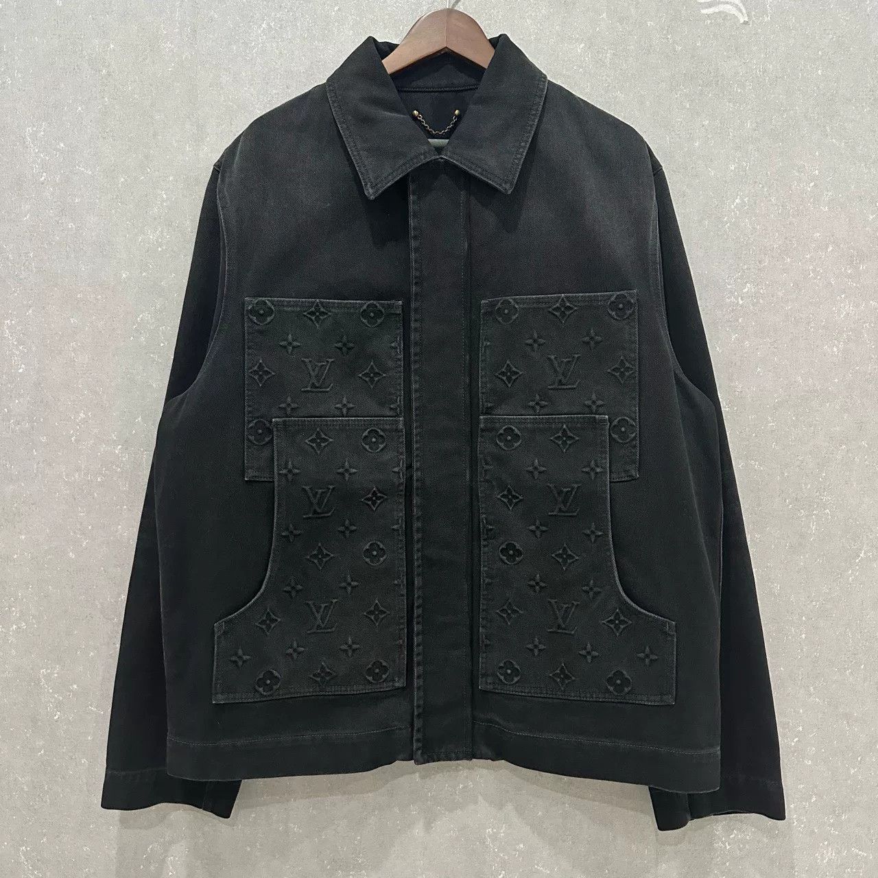 Louis Vuitton Louis Vuitton Logo Collar Denim Jacket Size US L / EU 52-54 / 3 - 1 Thumbnail