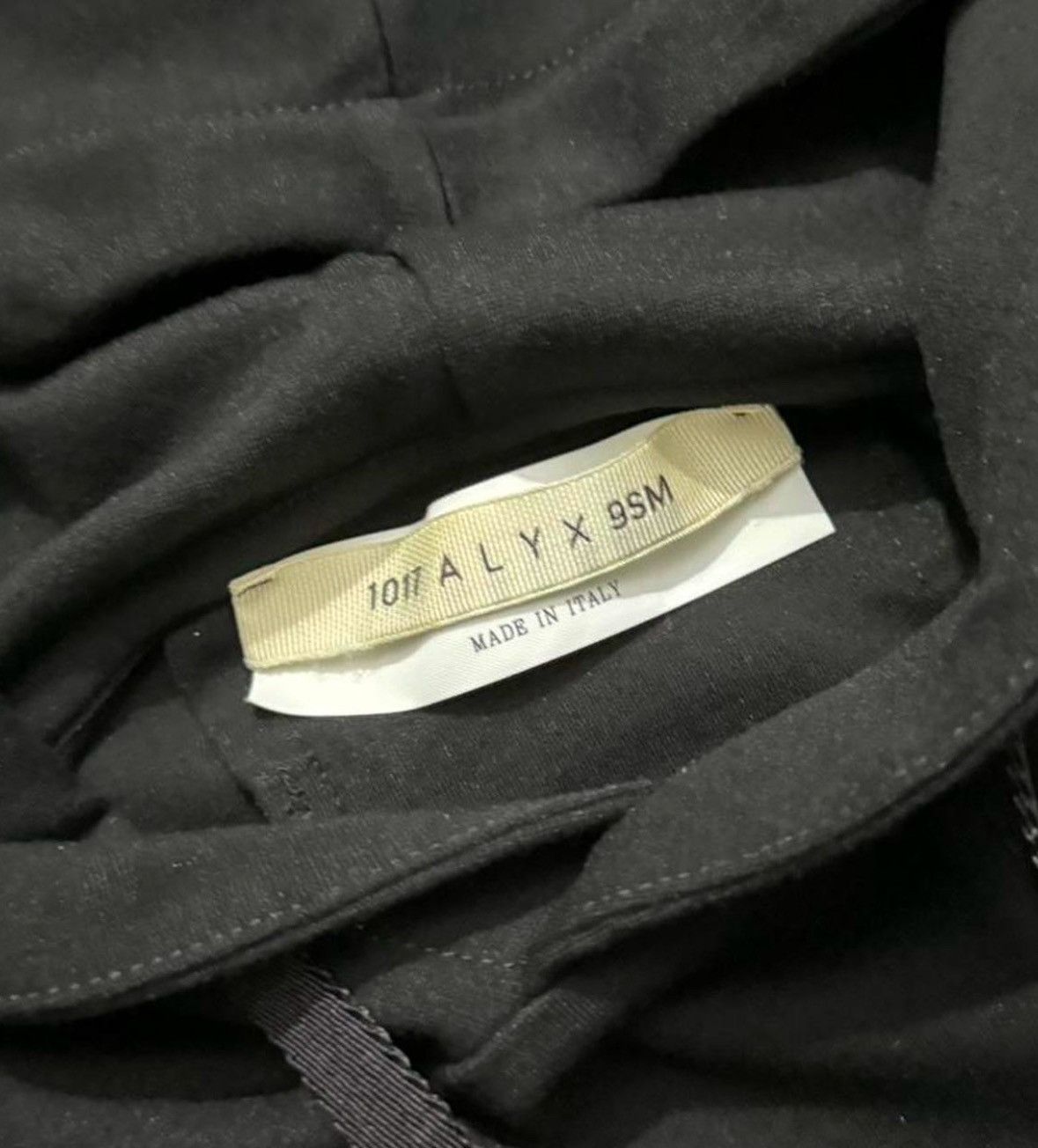 1017 ALYX 9SM 1017 Alyx 9SM Size US M / EU 48-50 / 2 - 2 Thumbnail
