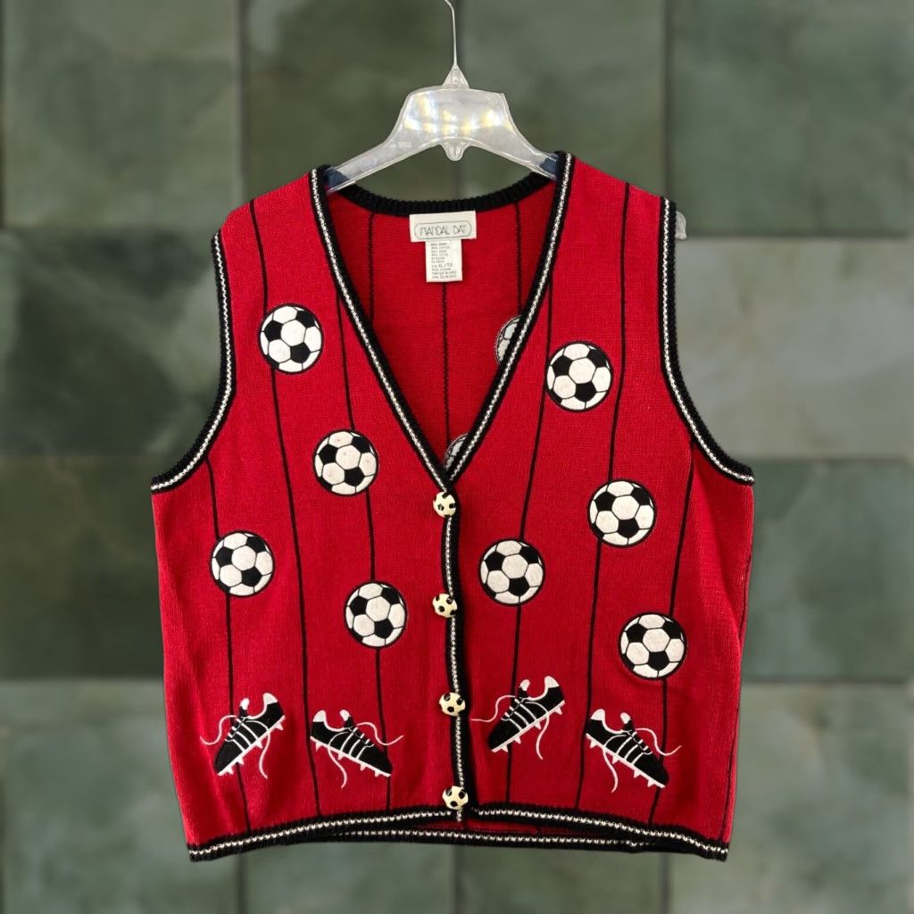 Vintage VINTAGE Mandal Bay Vest Womens XL Red Soccer Sports VTG 90s Size XL / US 12-14 / IT 48-50 - 1 Thumbnail
