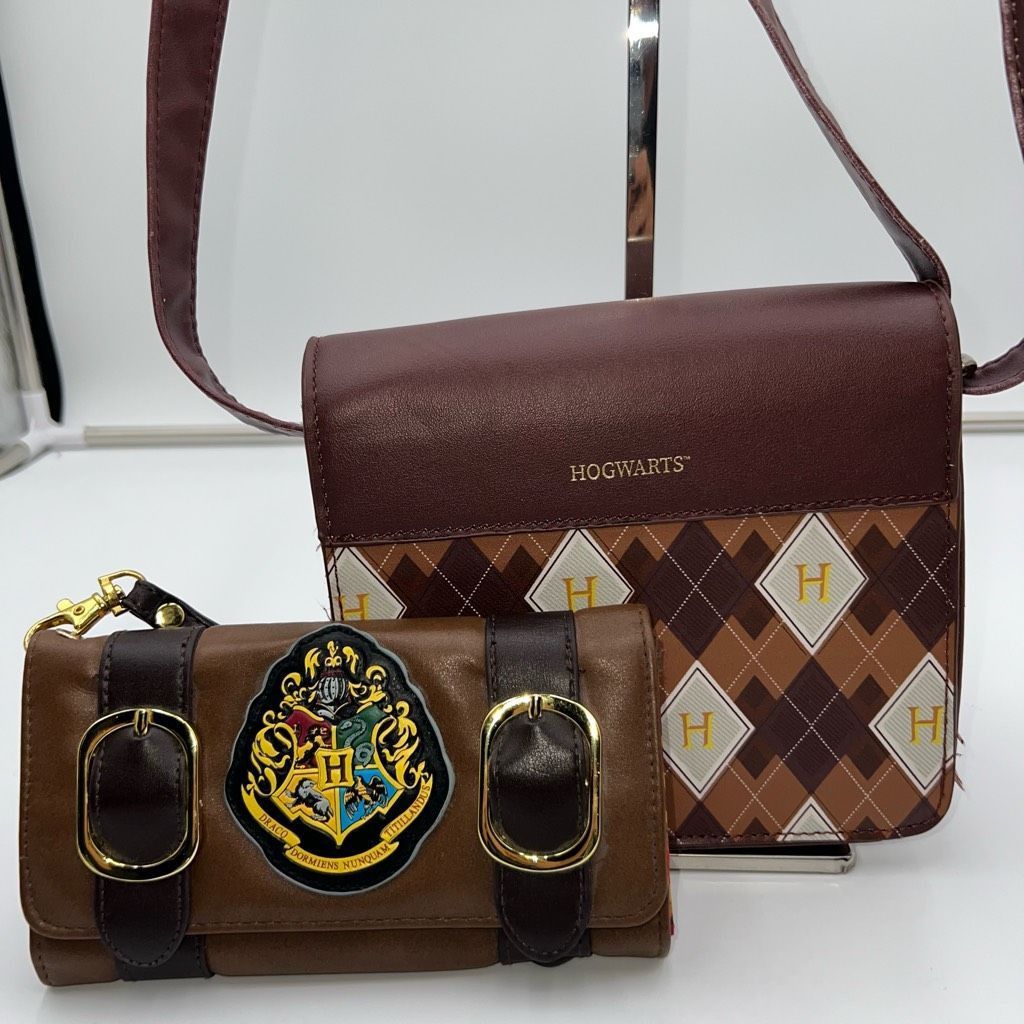 Other Harry Potter Hogwarts Crossbody and Wristlet Duo Size ONE SIZE - 14 Thumbnail