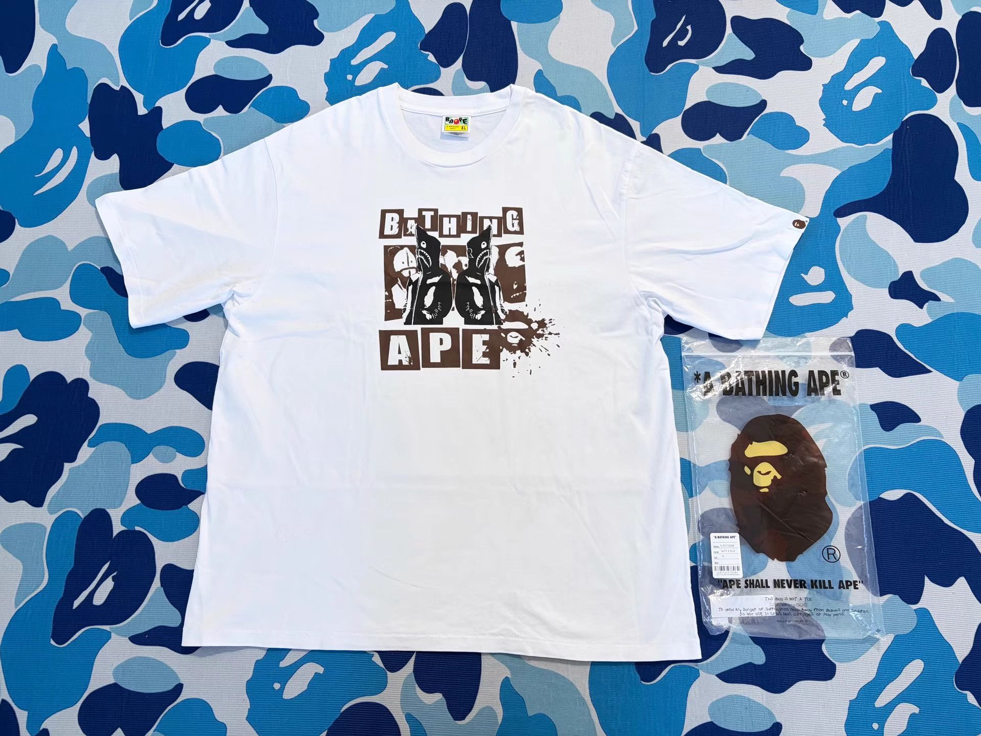 Bape Bape Shark Print Short Sleeve Tee Size US XL / EU 56 / 4 - 1 Thumbnail