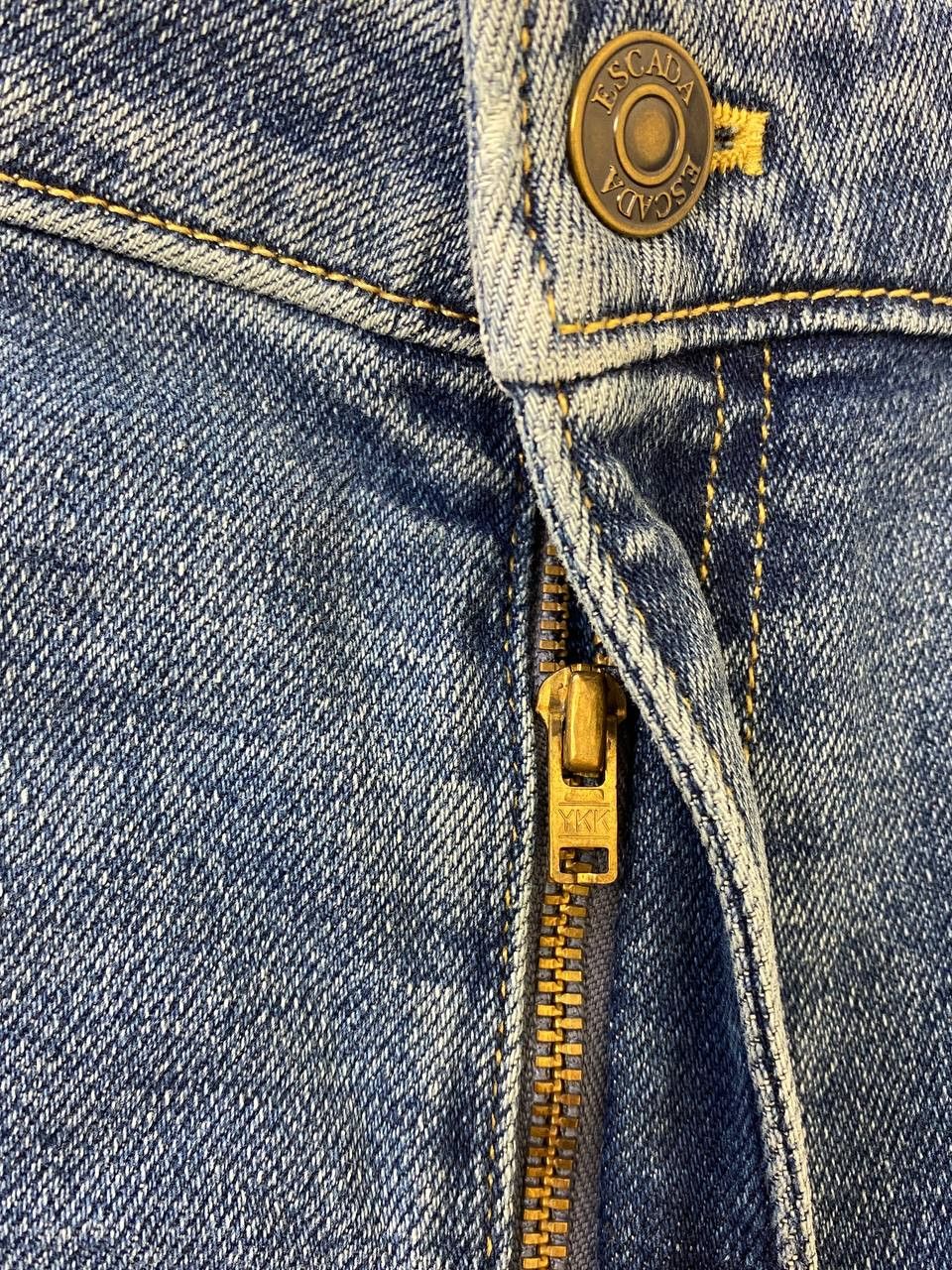 Escada Escada Denim Embroidered Flowers with Beadwork Pants Size US 30 / EU 46 - 8 Thumbnail