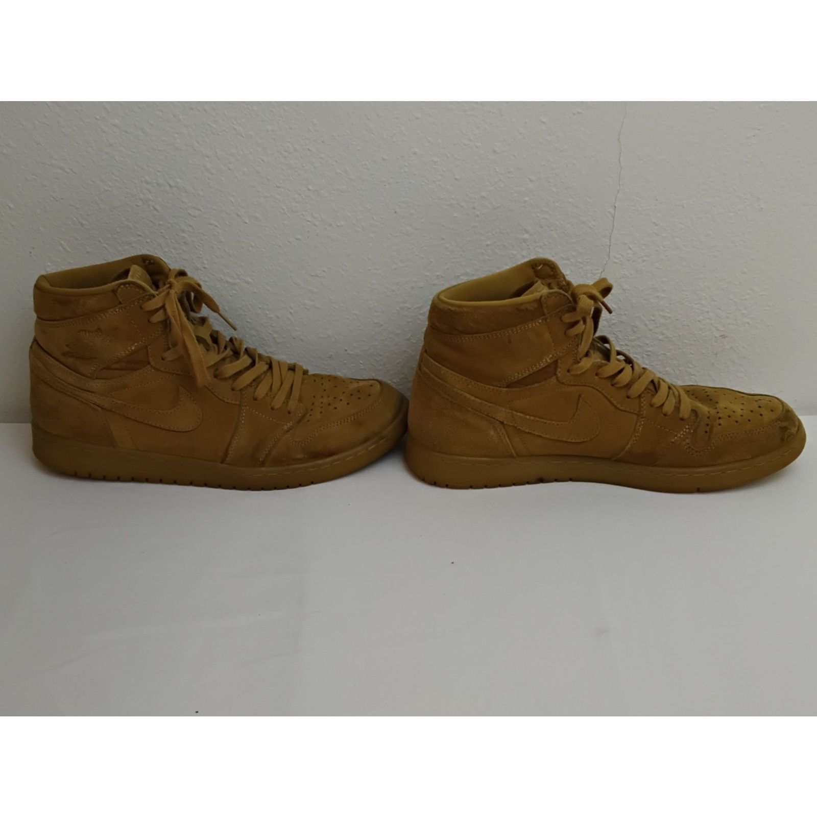 Nike Nike Air Jordan 1 Retro OG High Top Shoe Men 11 Wheat Brown Size US 11 / EU 44 - 3 Thumbnail