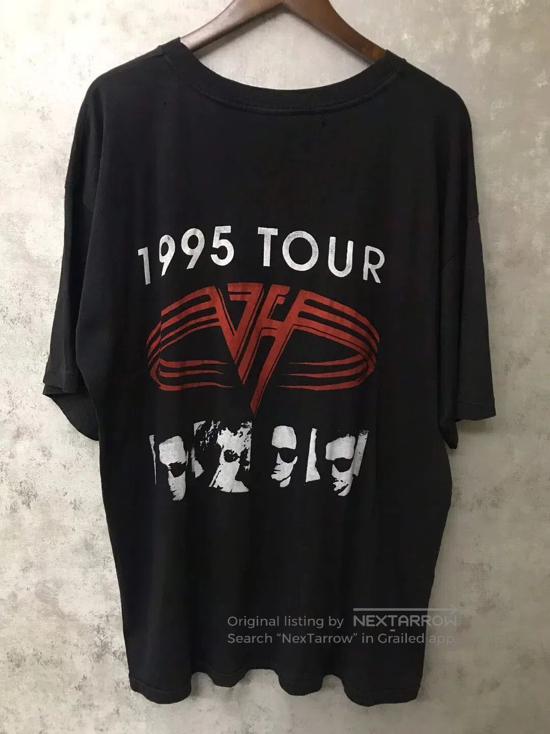 Vintage vintage van halen balance tour t. Size US XL / EU 56 / 4 - 2 Thumbnail